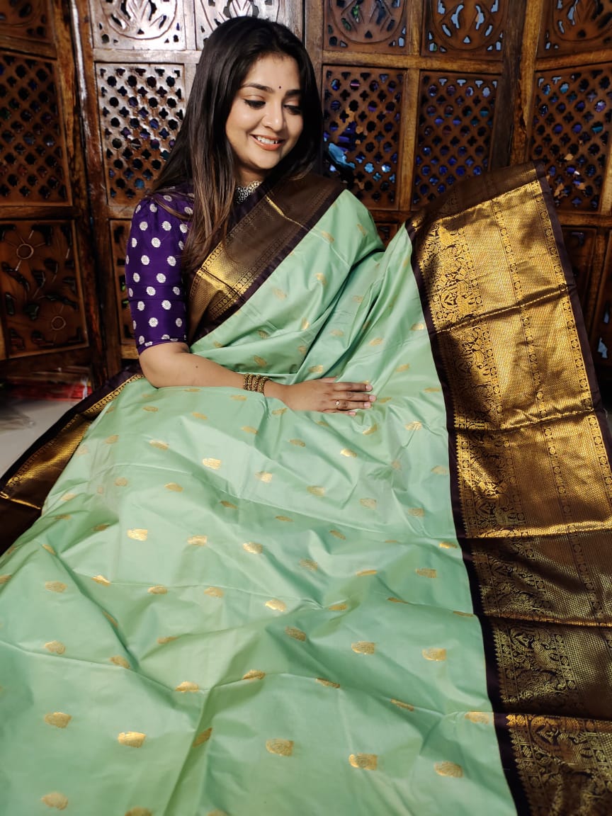 Vitange gadwal silk