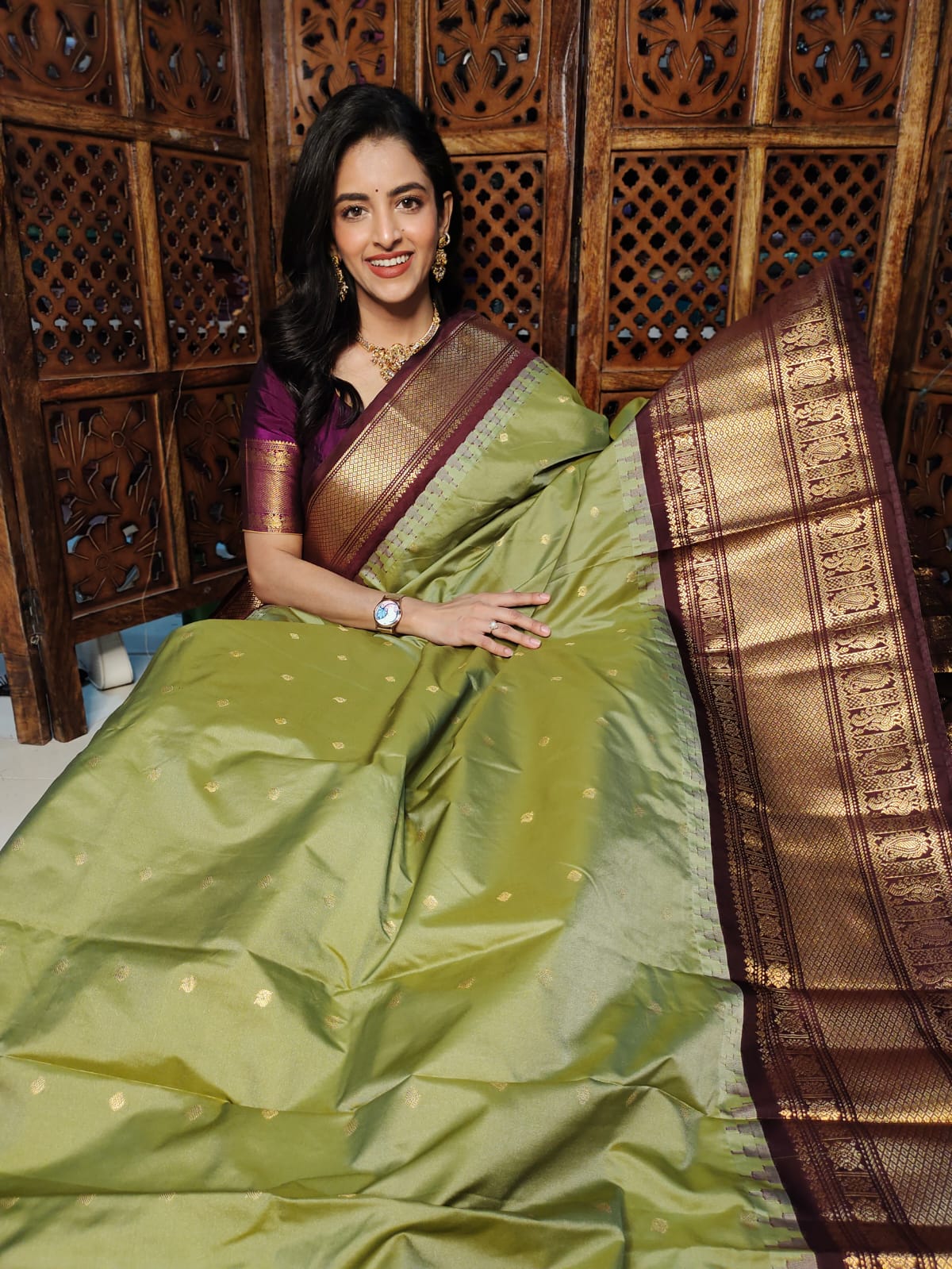 60% offer gadwal silk sarees