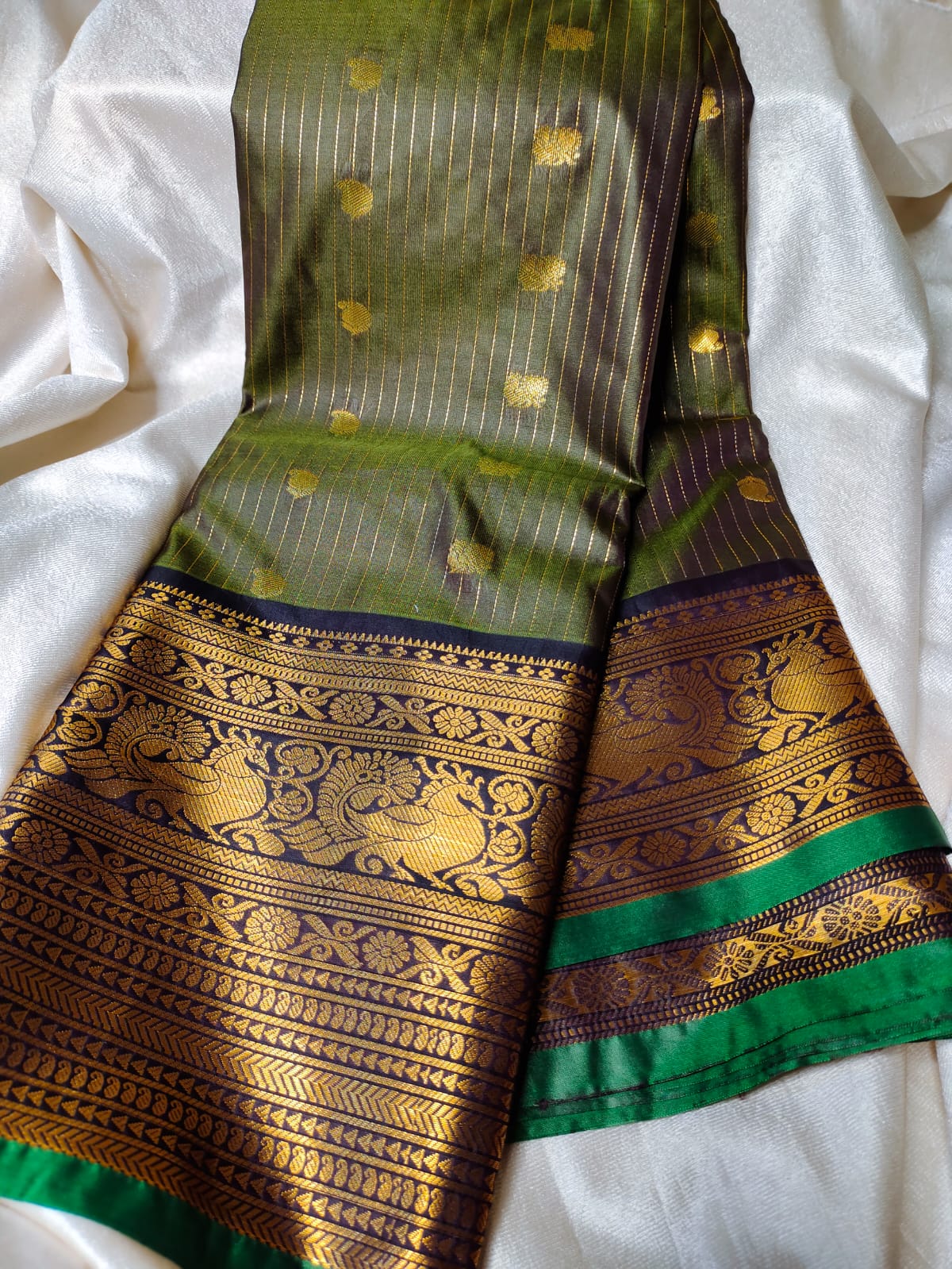 Vitange gadwal silk saree