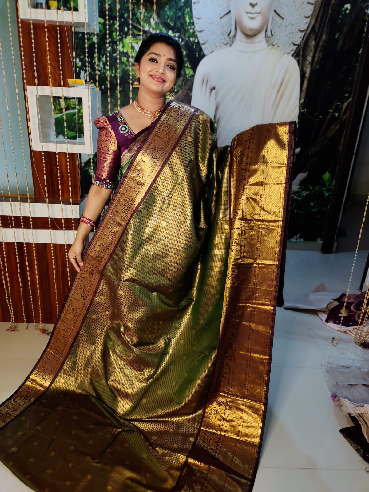 50% offer Valli gadwal