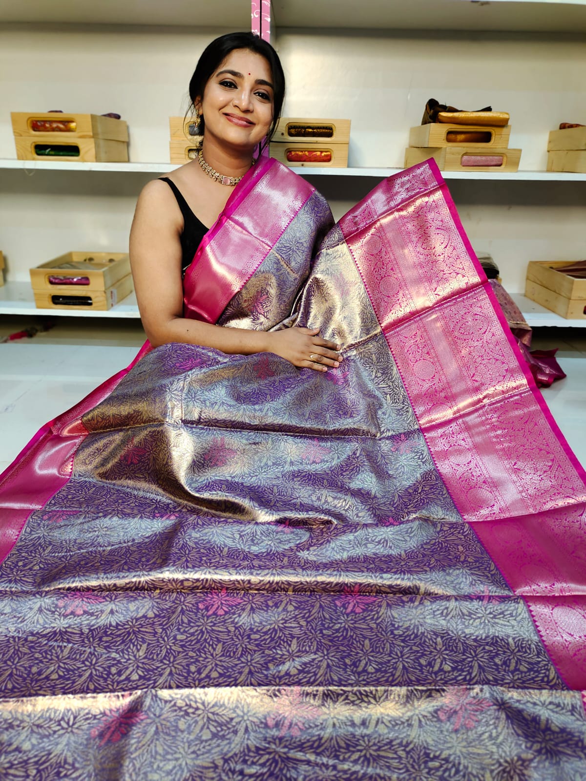 Meena kanchi