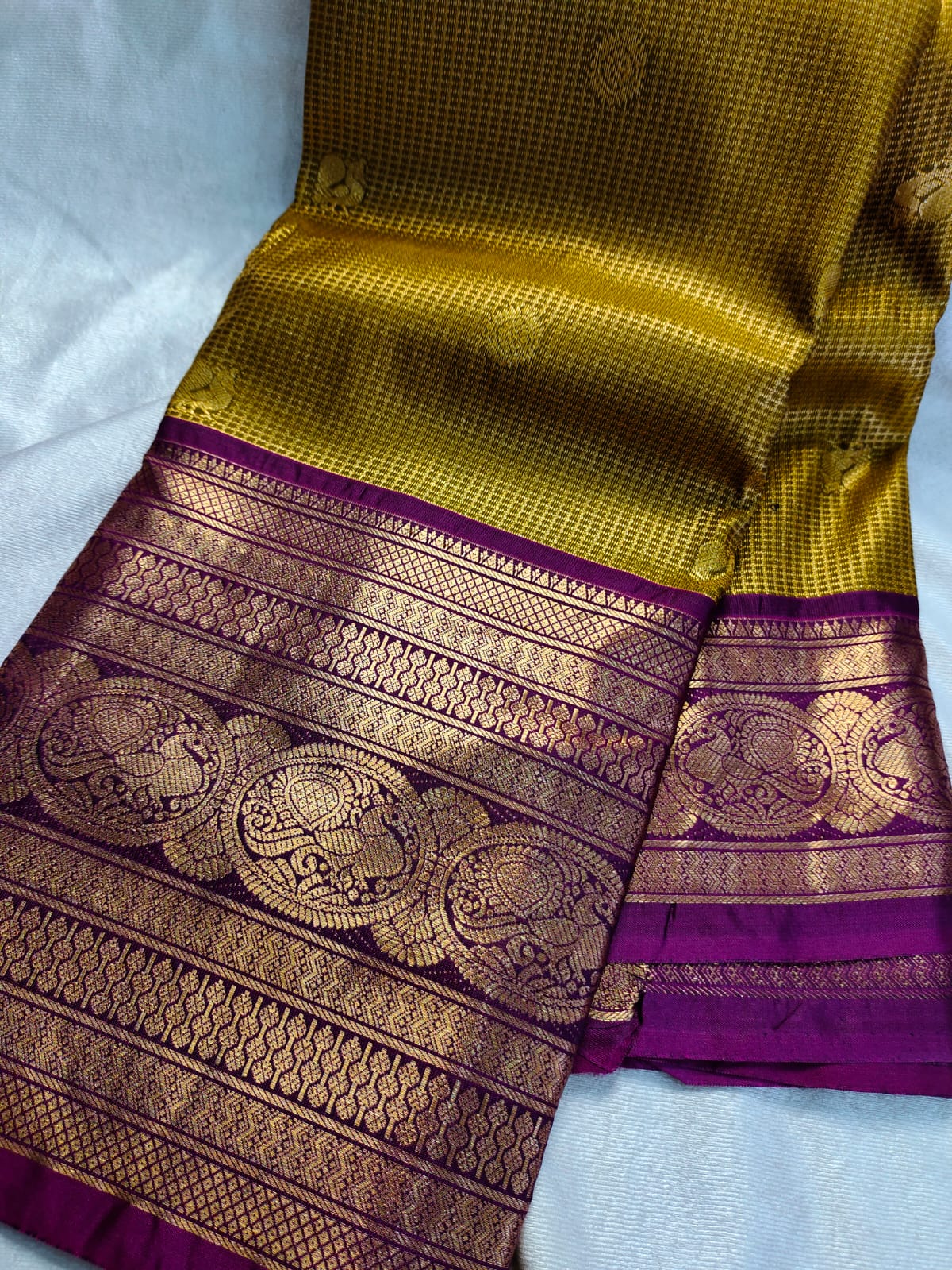 Vintage valli gadwal