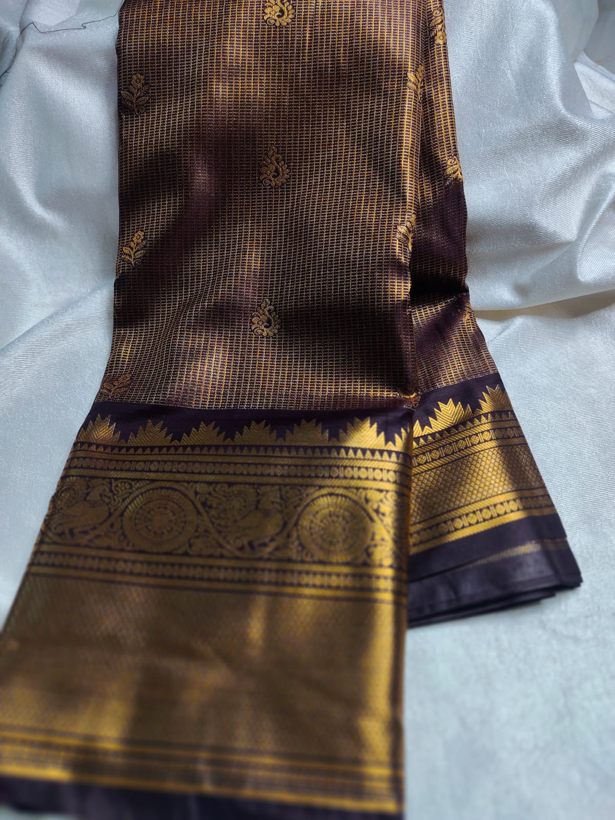New vintage gadwal