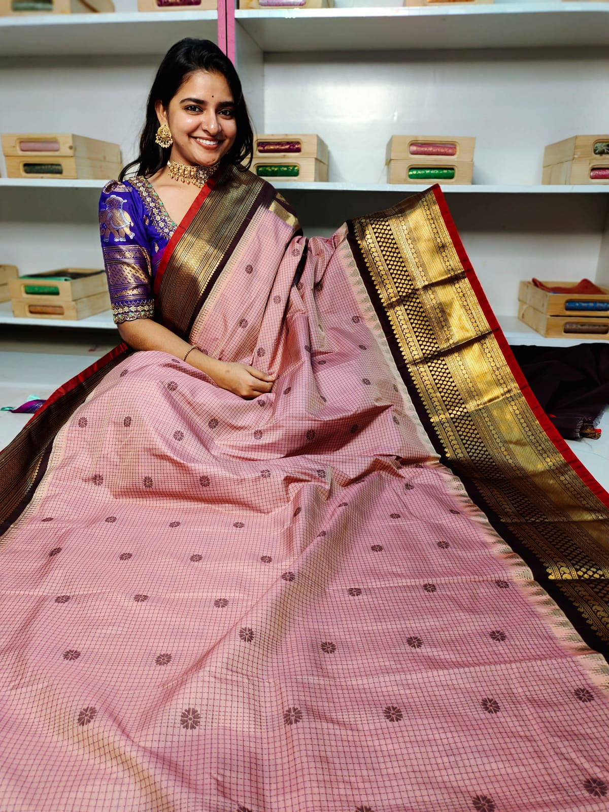 Vitange gadwal silk