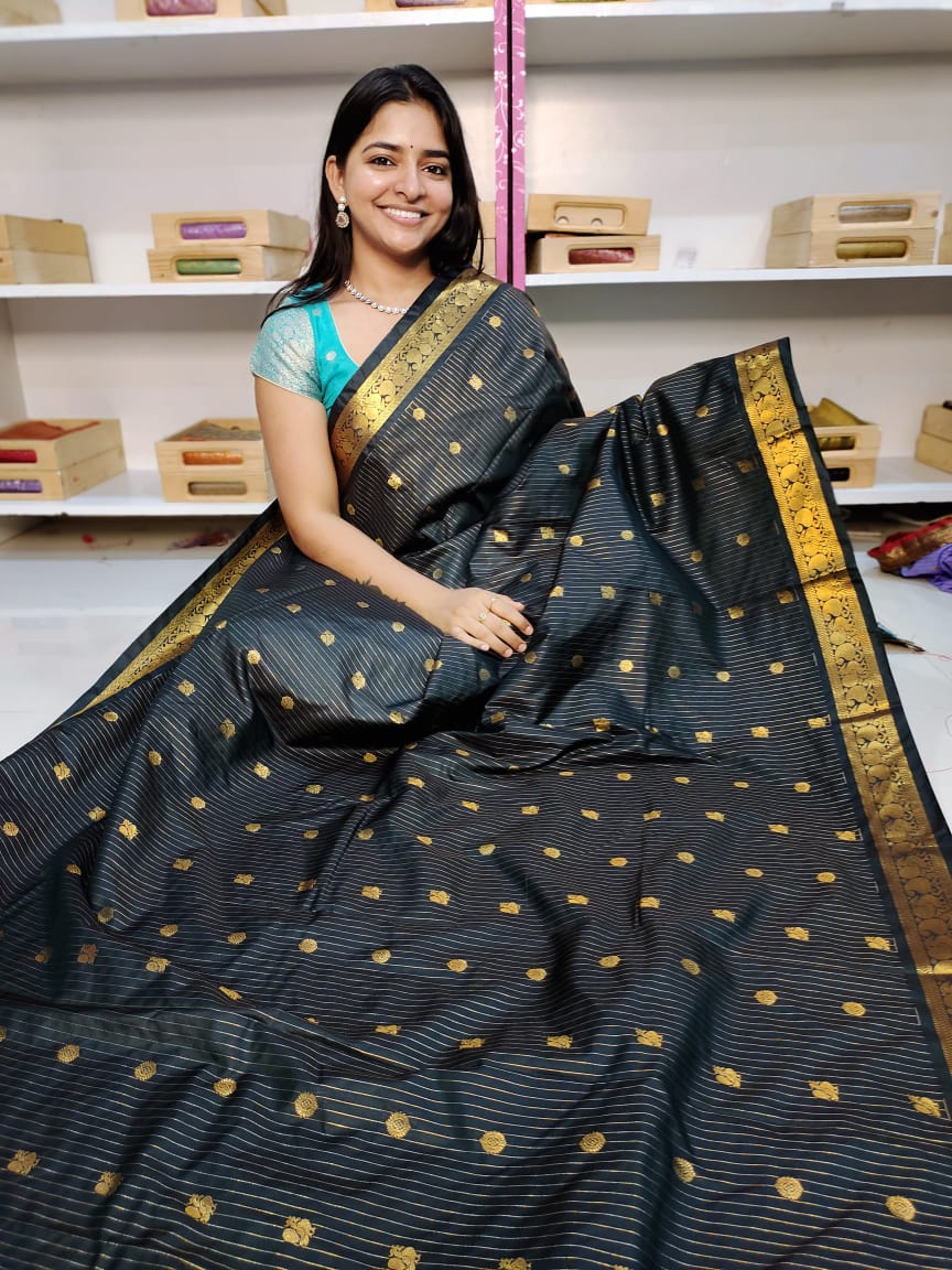 Gadwal offer sarees