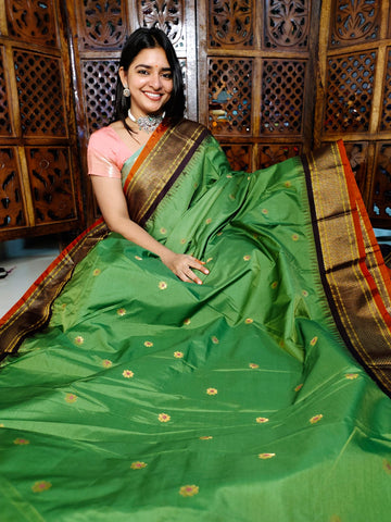 గద్వాల్ క్లియరెన్స్ సేల్