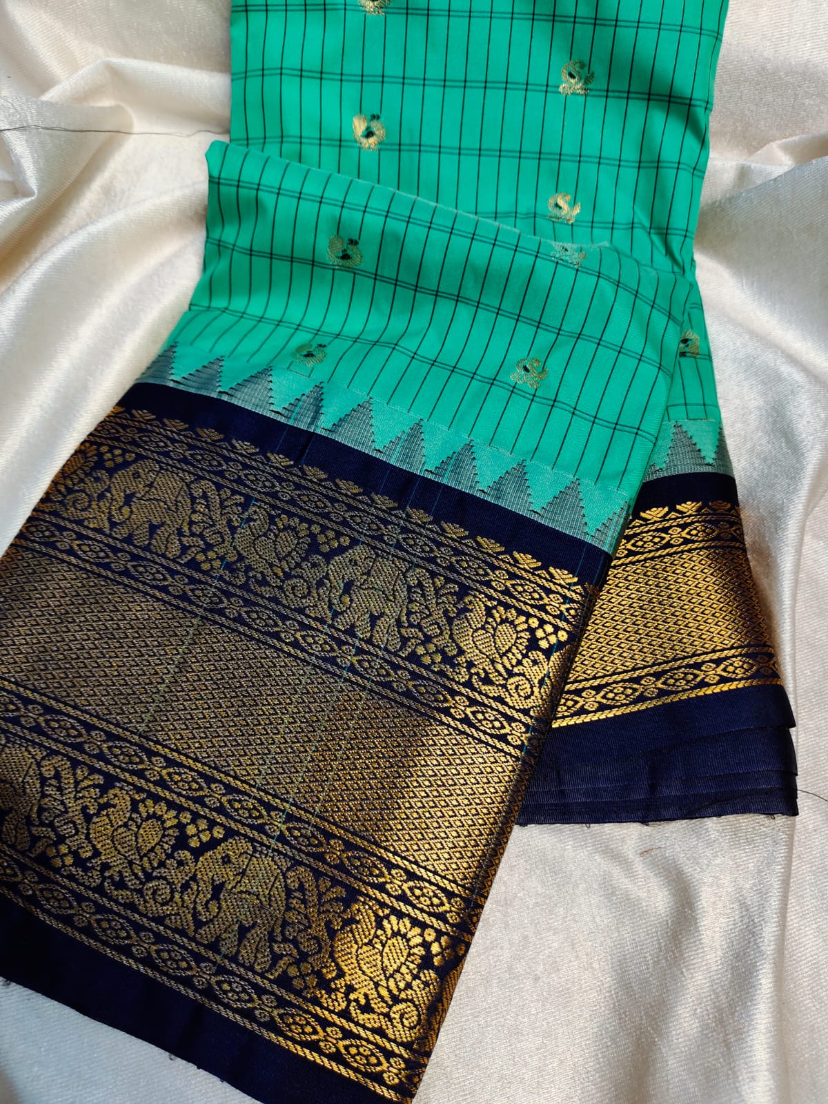Sravanam gadwal sale