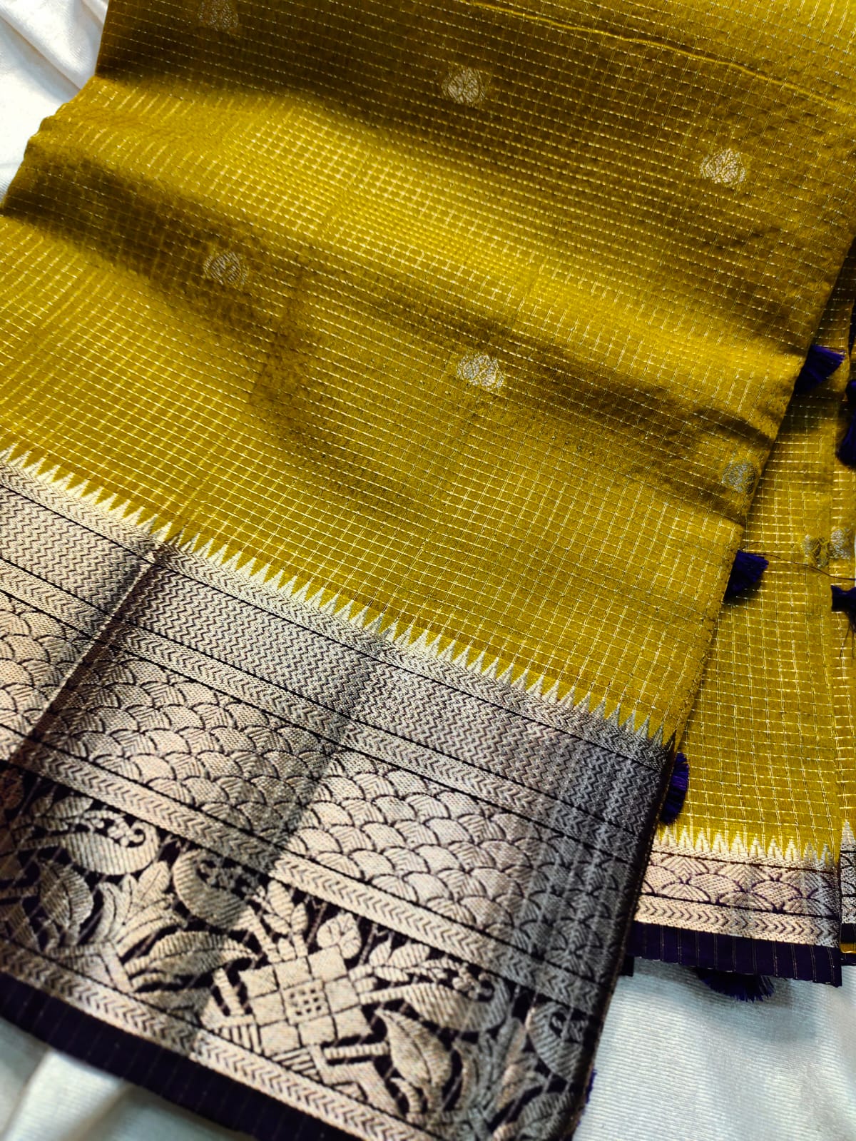 Mango silk