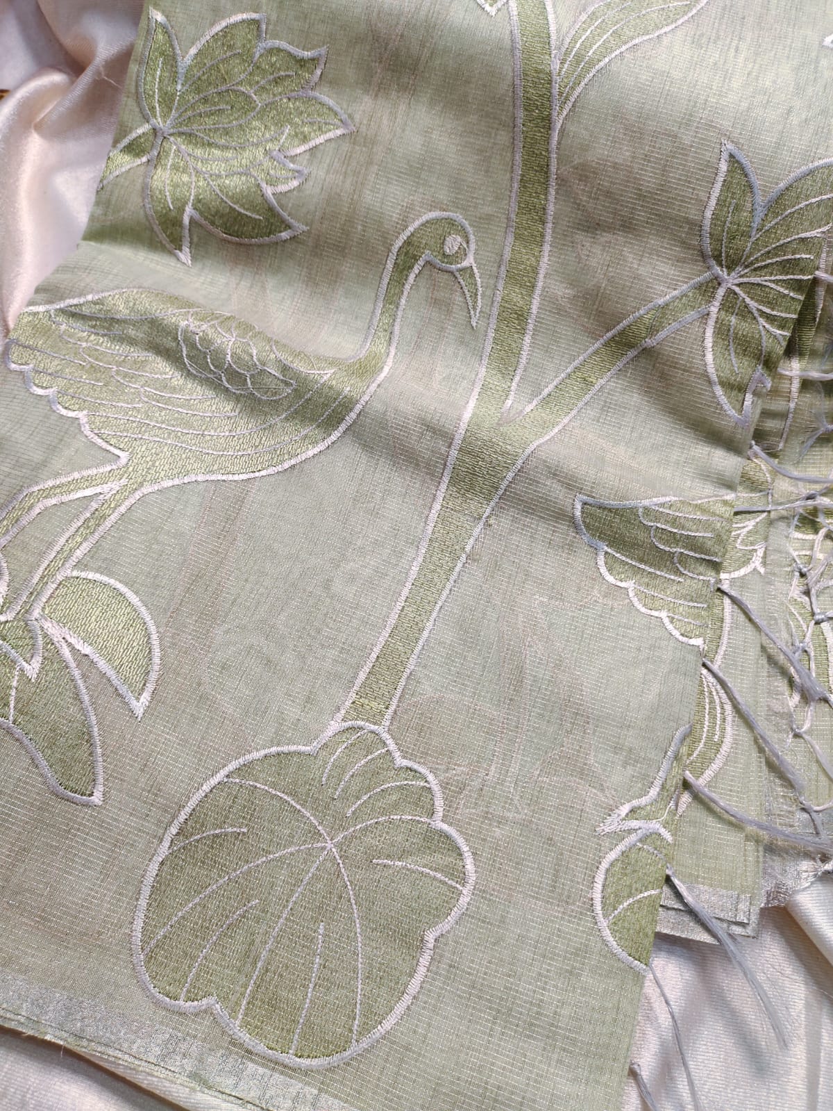 Lenine tishu saree