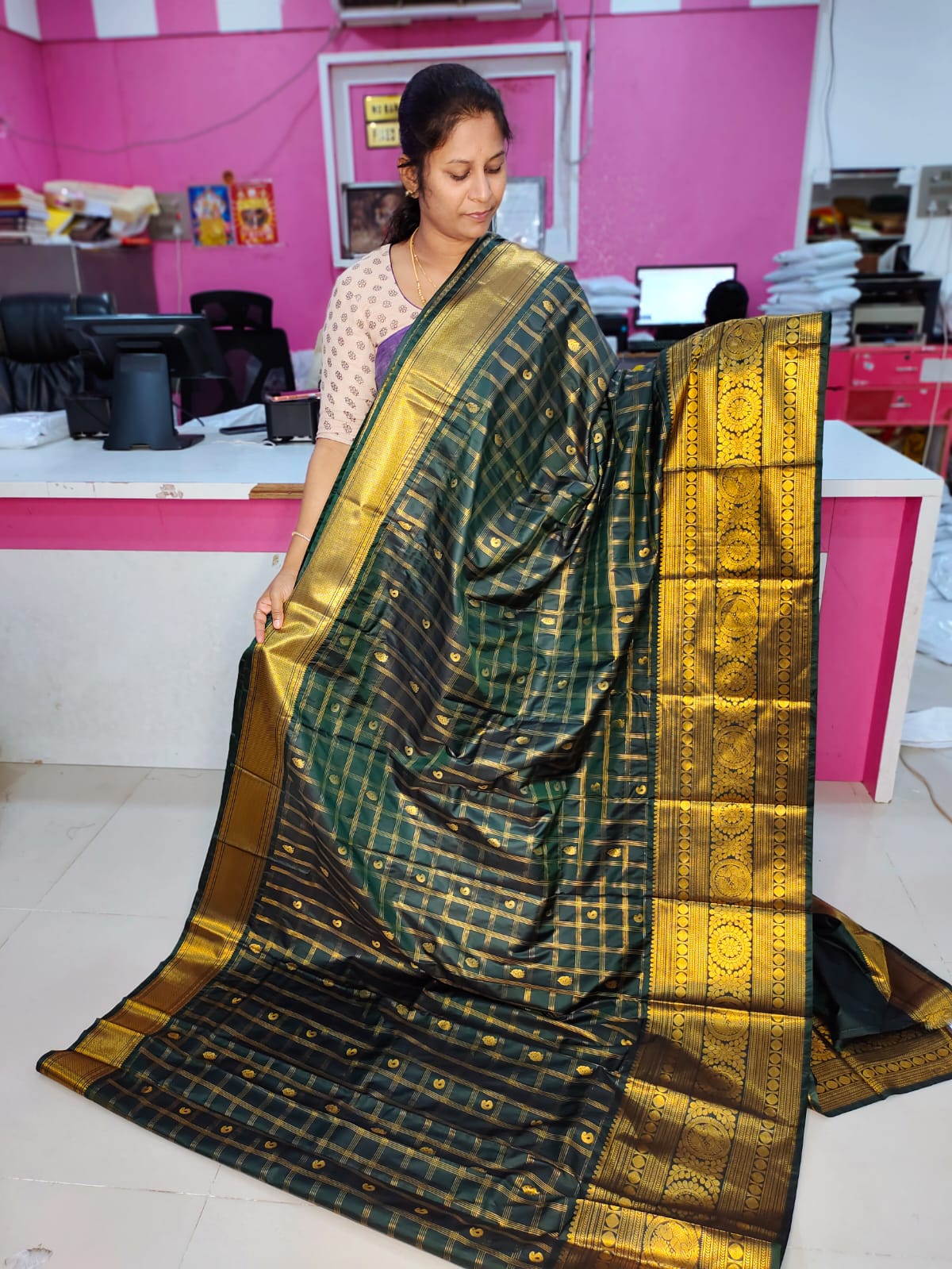 60% offer gadwal saree