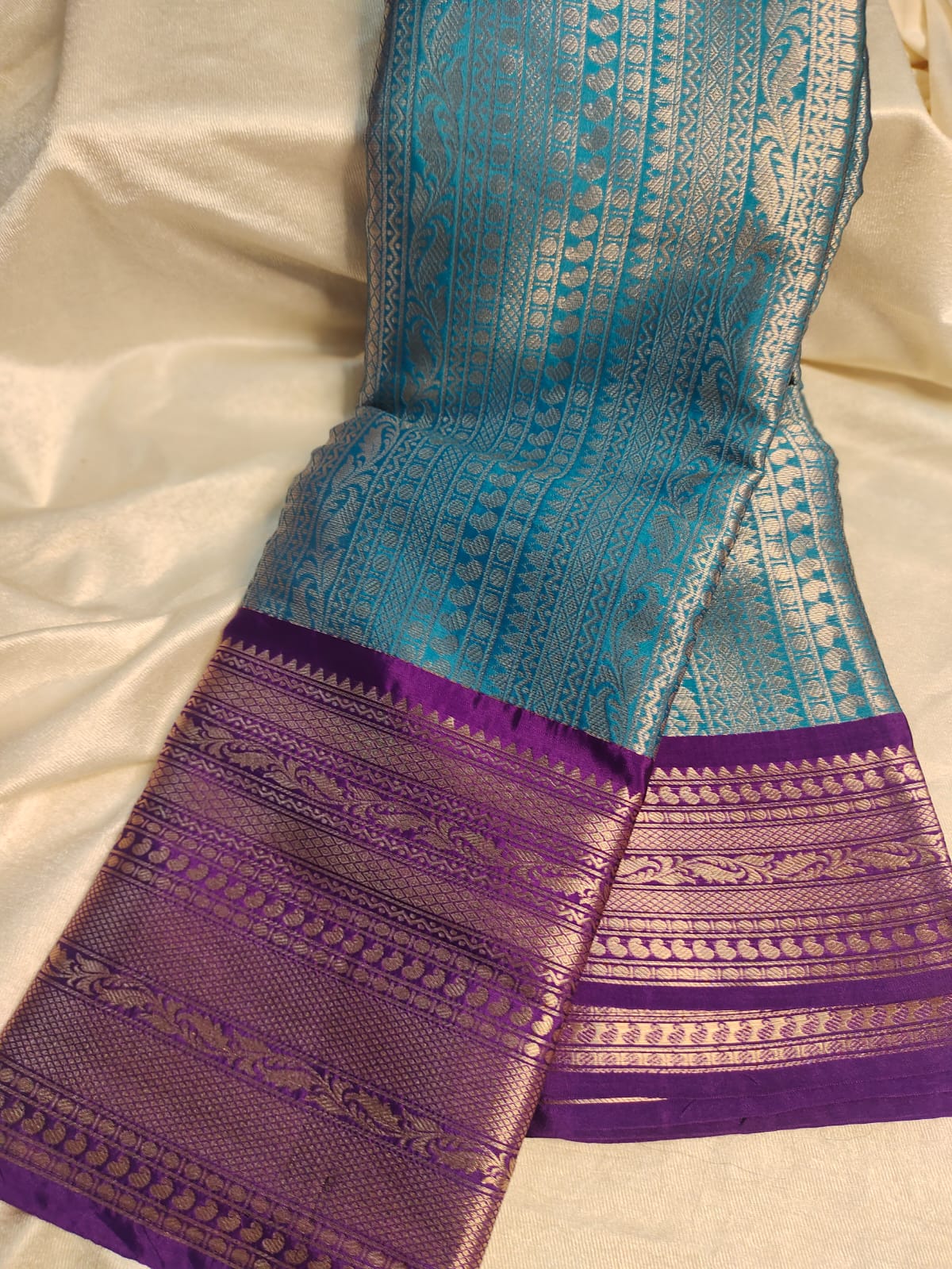 శ్రావణమాసం అమ్మకం