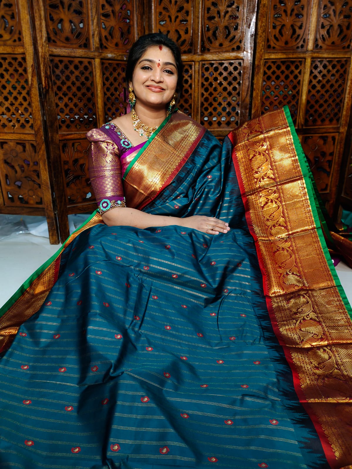 60% offer gadwal silk sarees