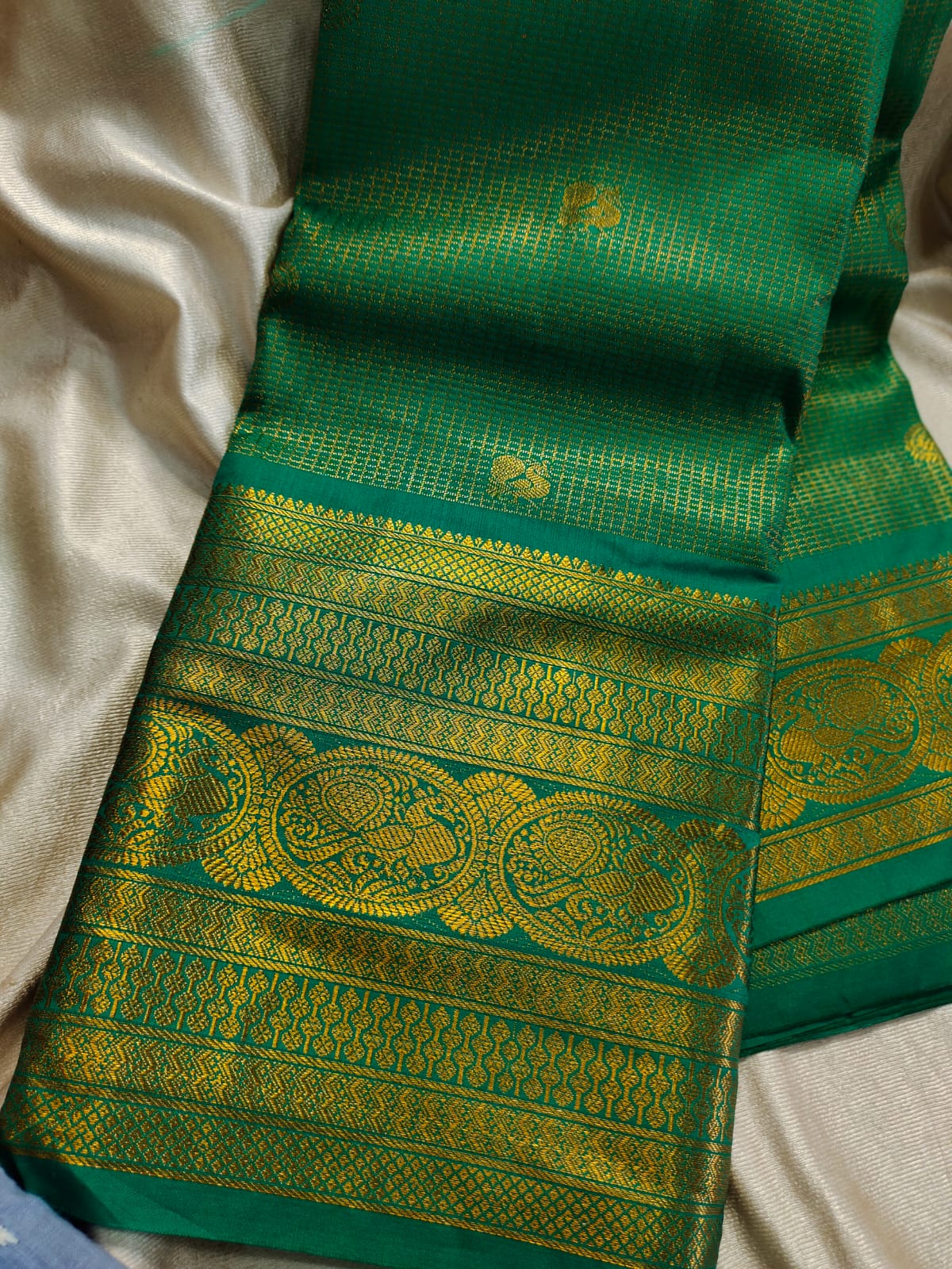 Vintage valli gadwal