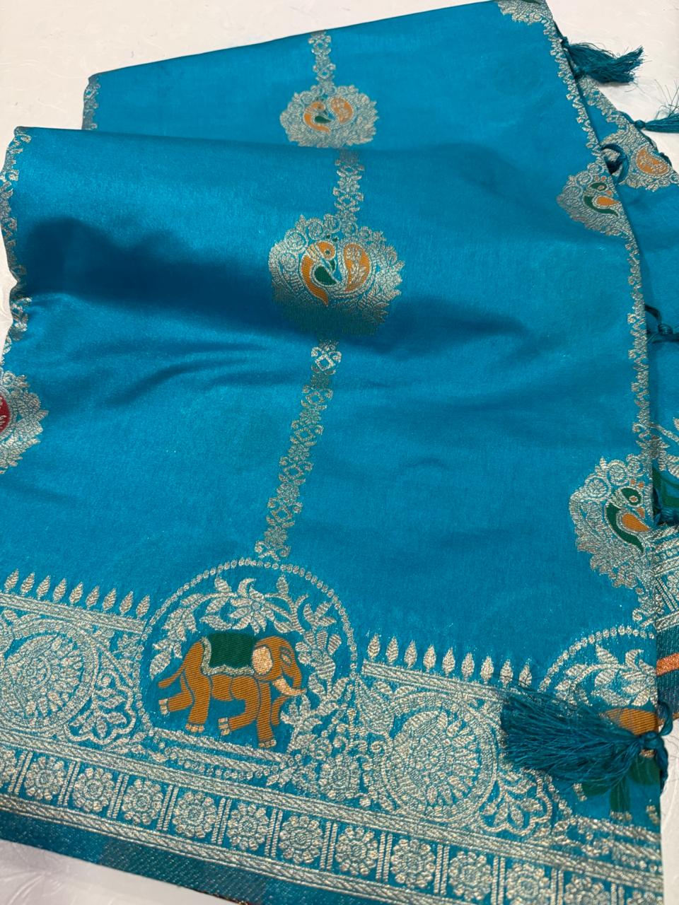 ఎసి 999