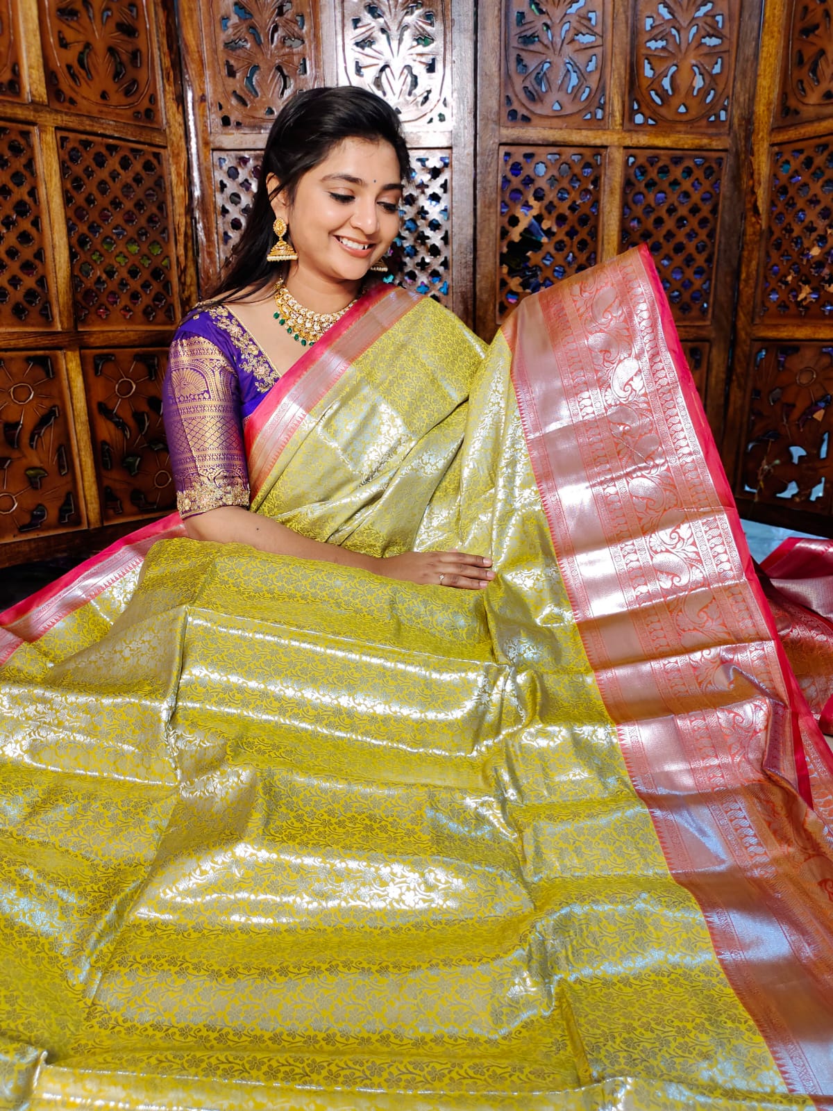 ఎస్‌బి899