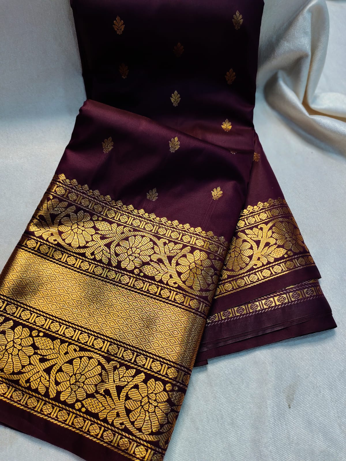 Vintage gadwal sarees