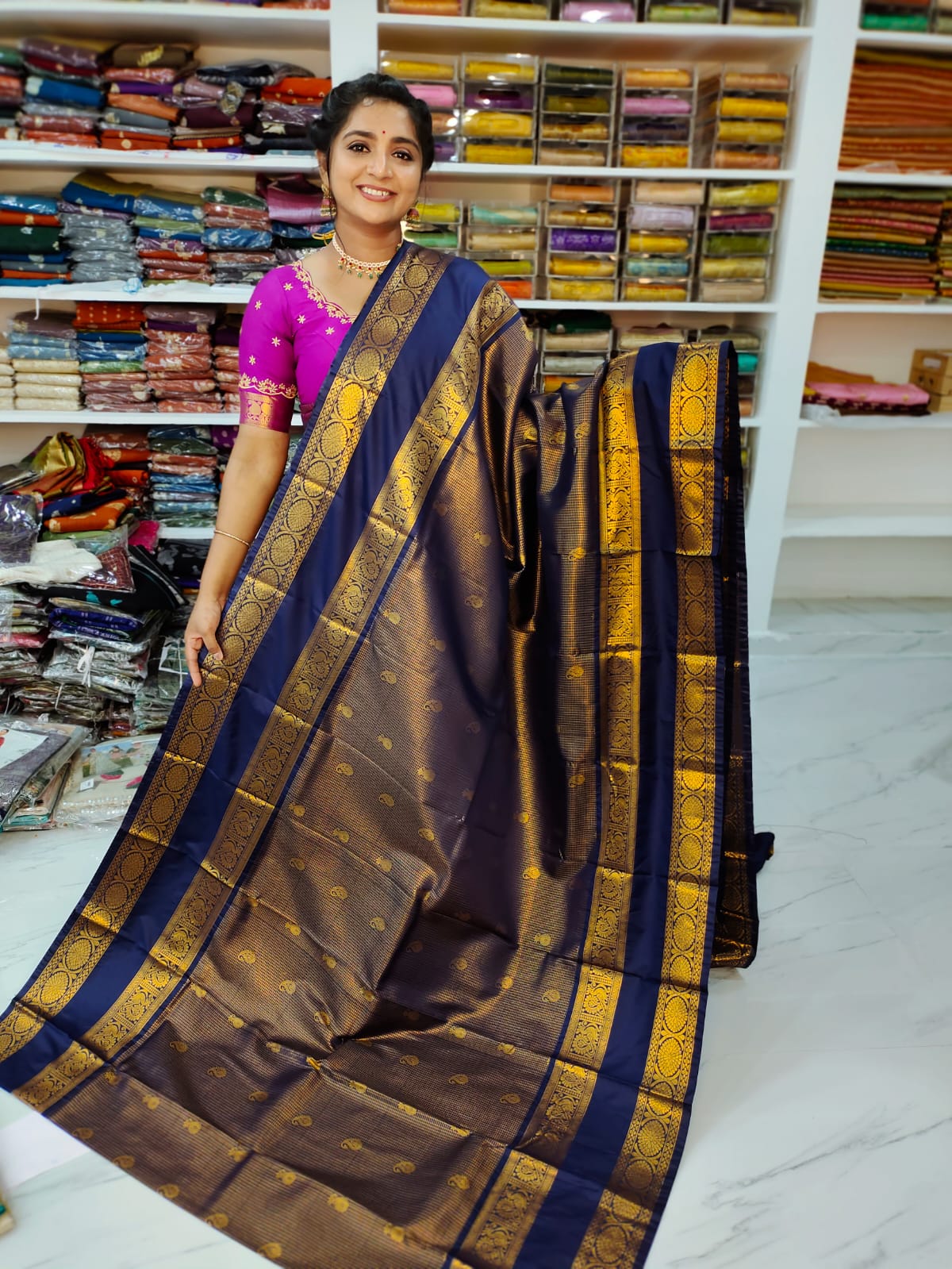 50% offer Valli gadwal