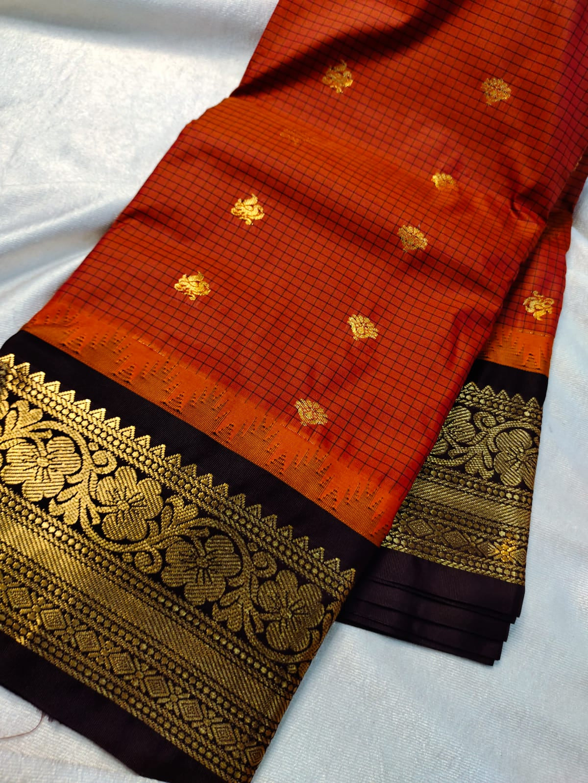 60% offer gadwal sarees