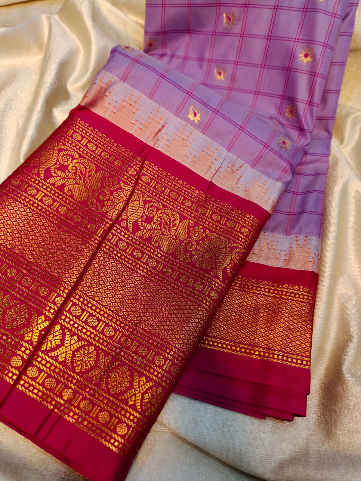 Sravanam gadwal sale