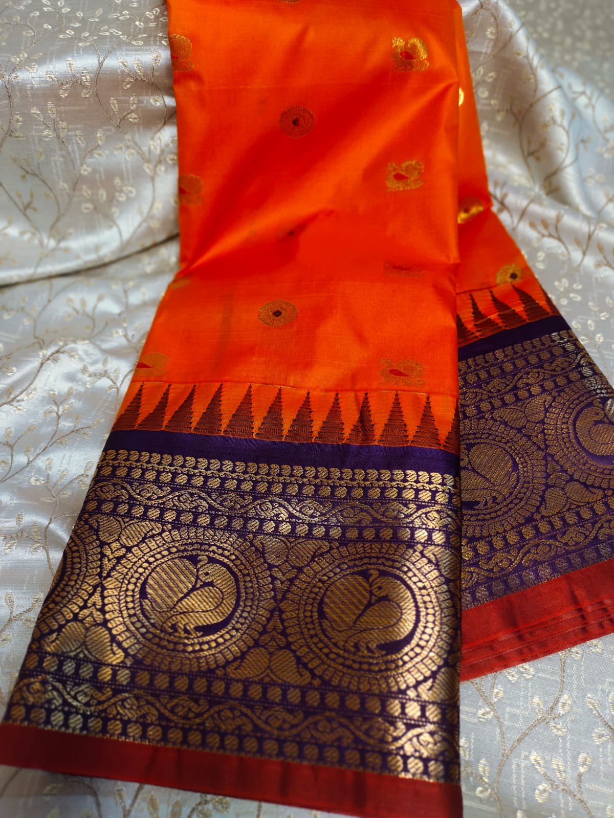 Premium vitange gadwal silk sarees
