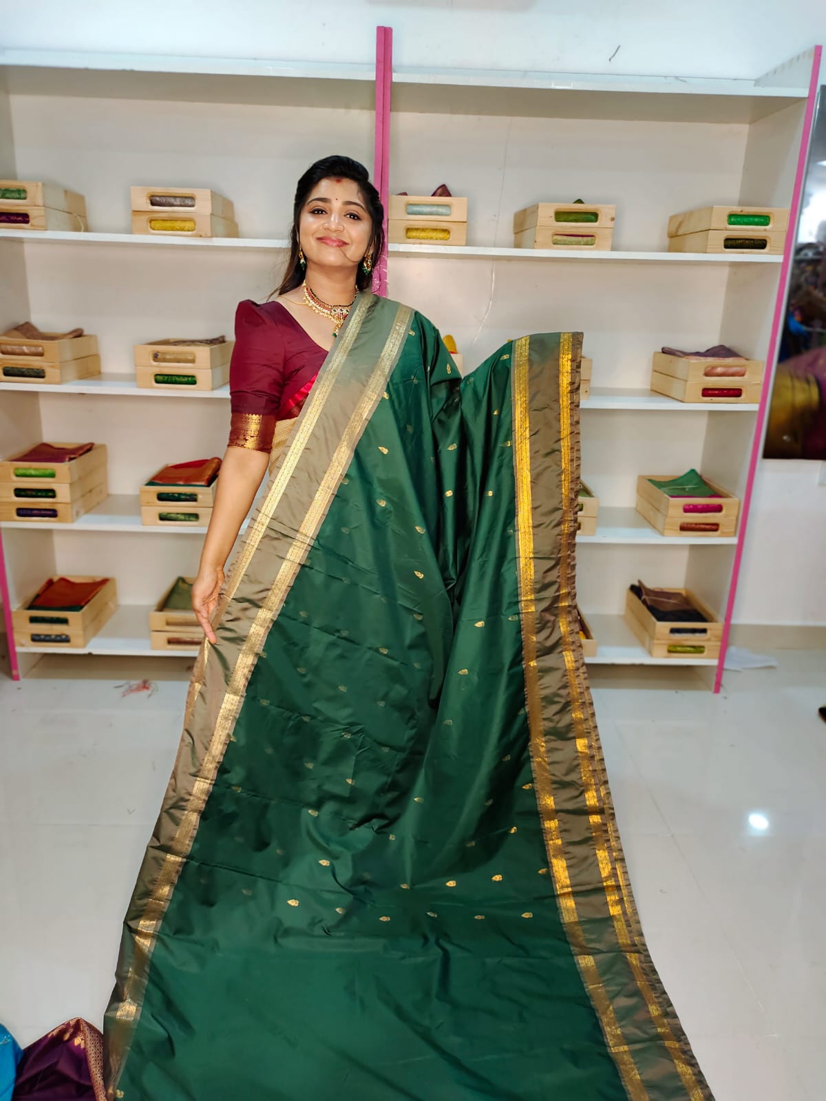క్లియరెన్స్ సేల్ గద్వాల్