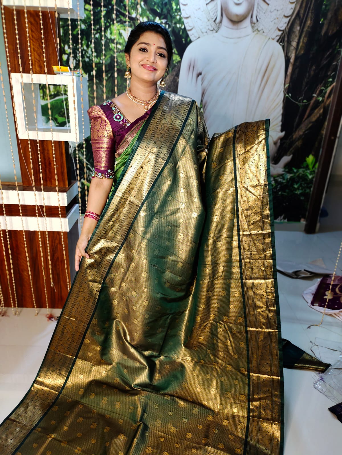 50% offer Valli gadwal