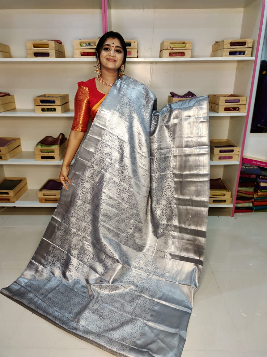 2వ వార్షికోత్సవ అమ్మకం