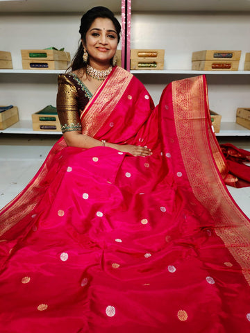 50% ఫ్యాన్సీ చీరలను అందిస్తారు