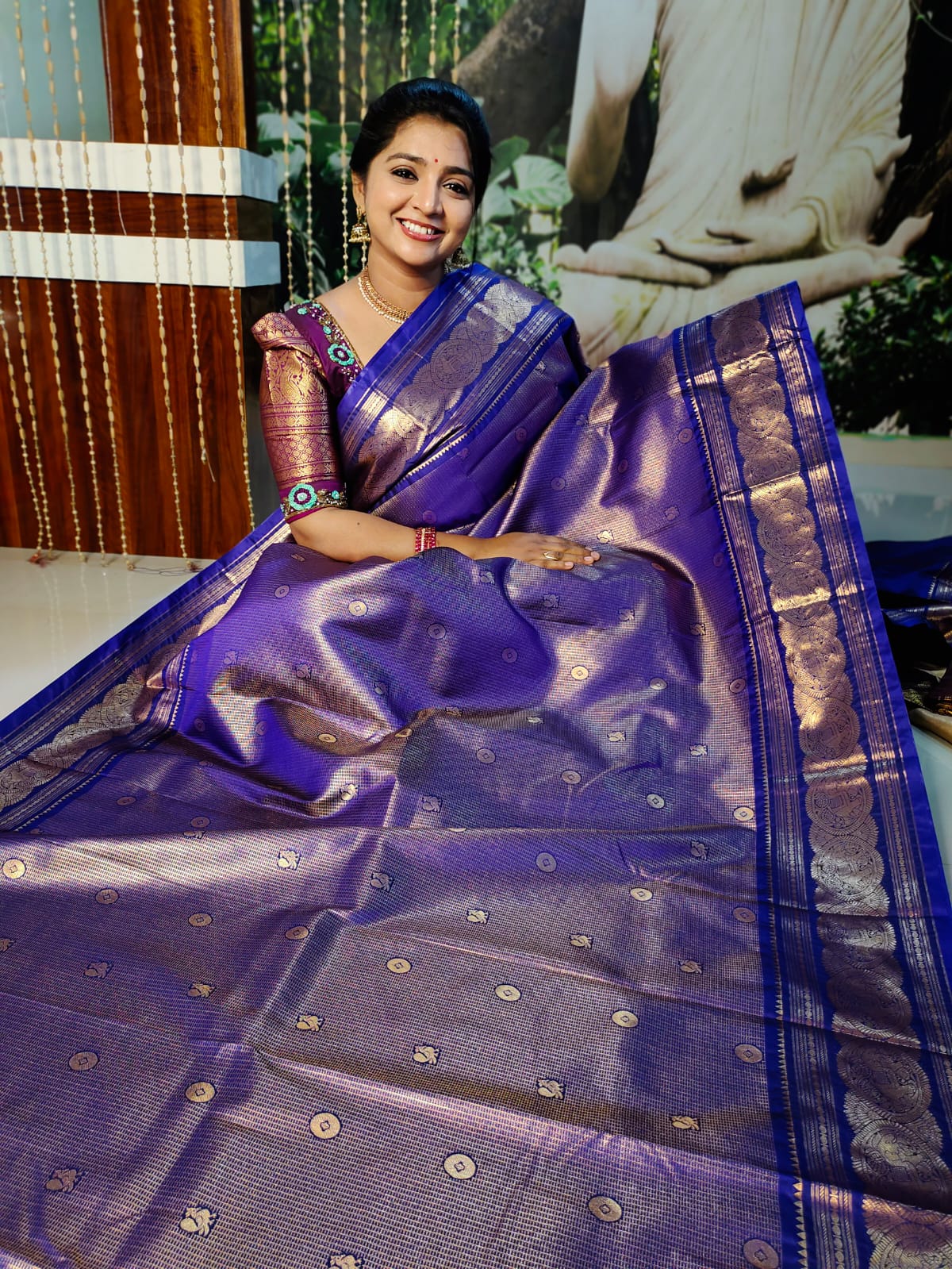 Valli gadwal 1day sale