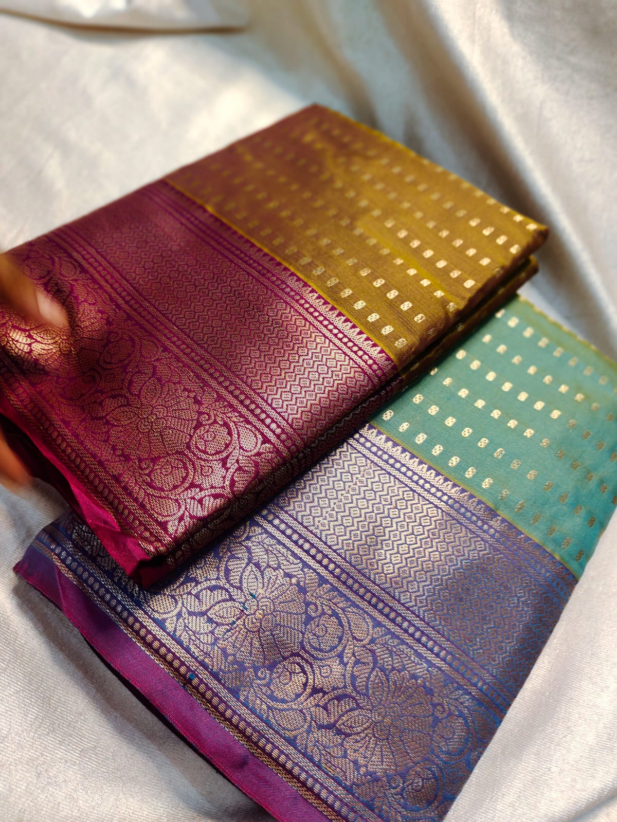1+1 offer Uppada silk
