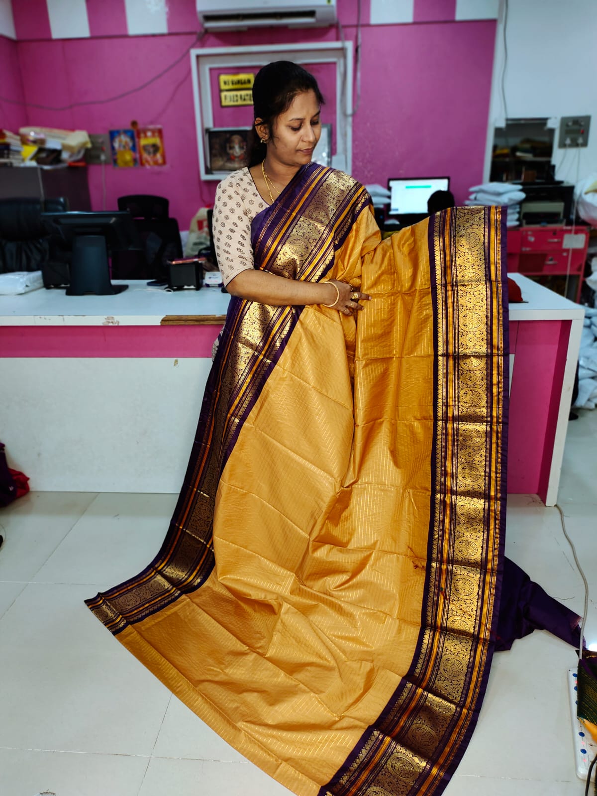 60% offer gadwal saree