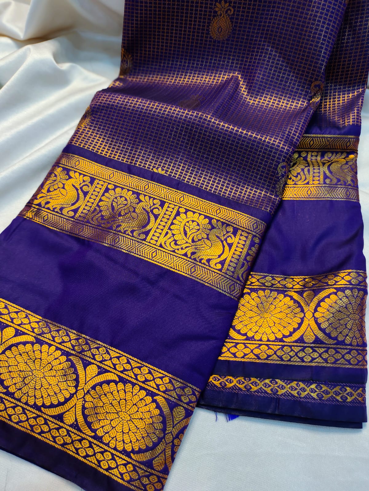 Vintage gadwal sarees