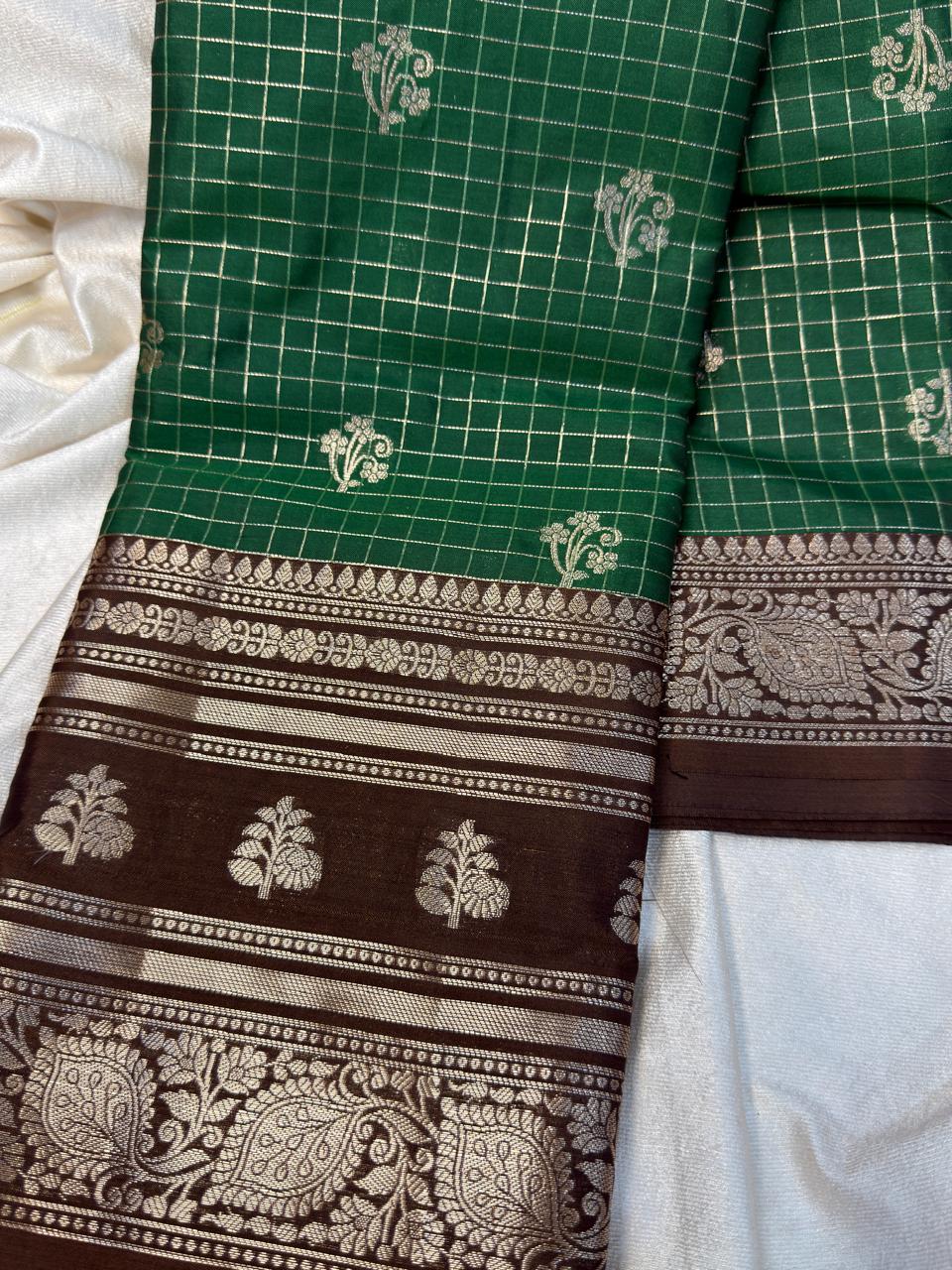 50% offer saree