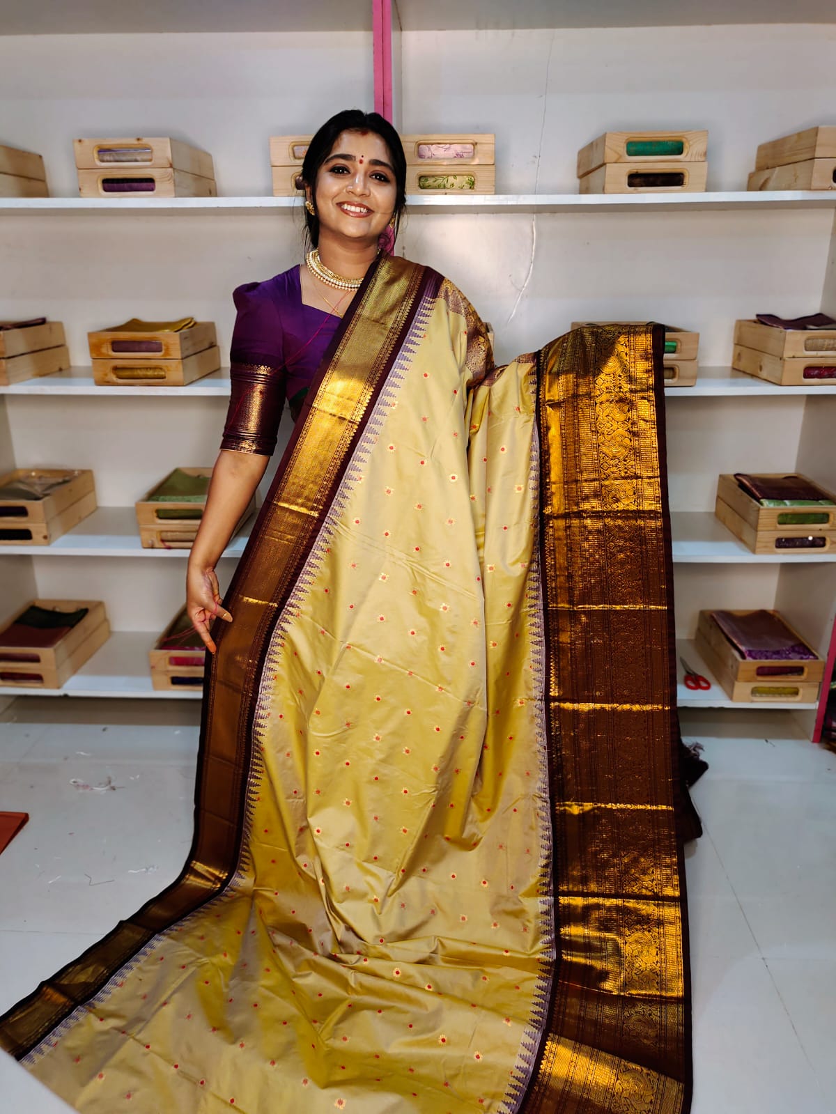 Sravanamasam sale gadwal silk