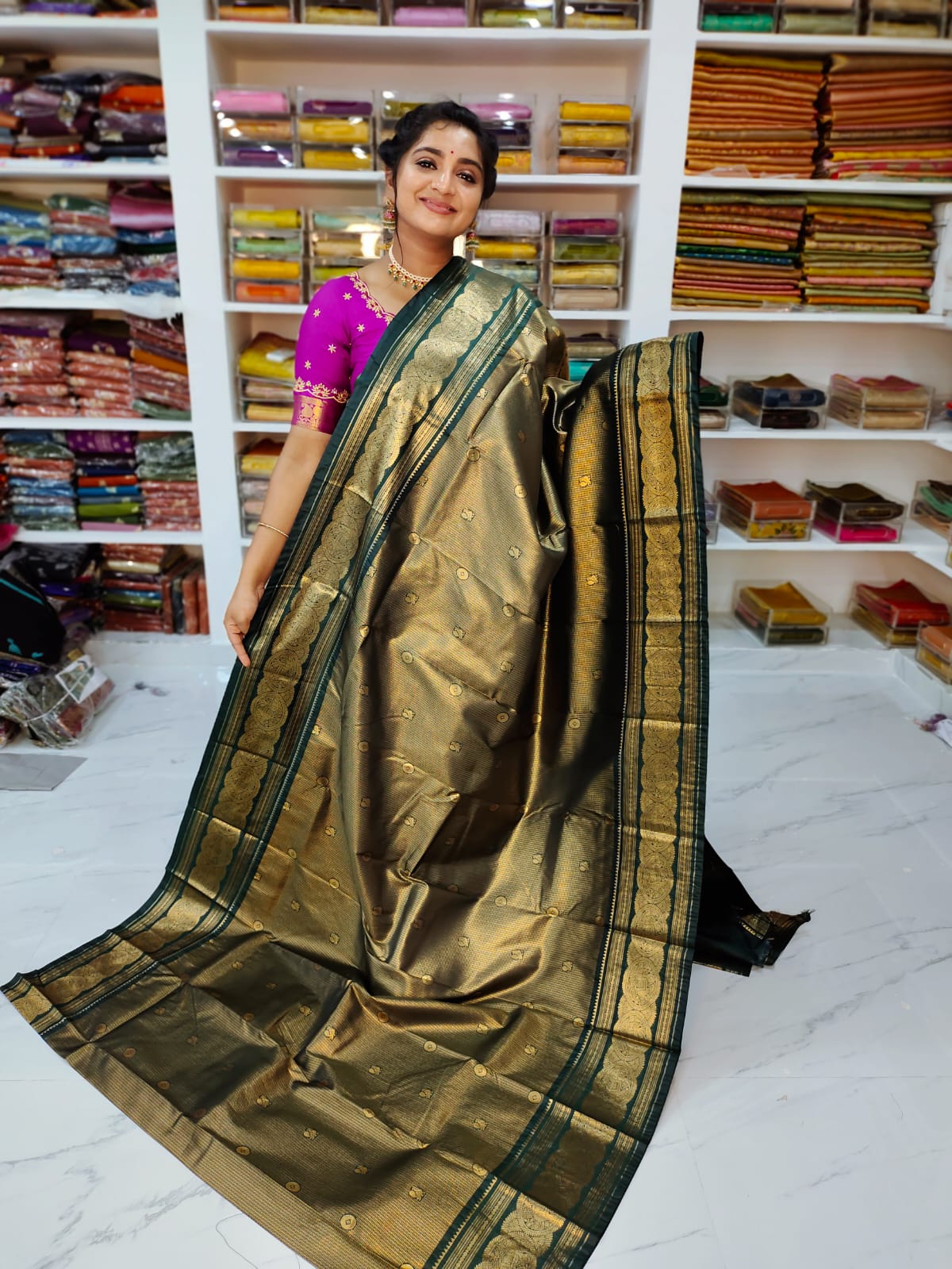 50% offer Valli gadwal