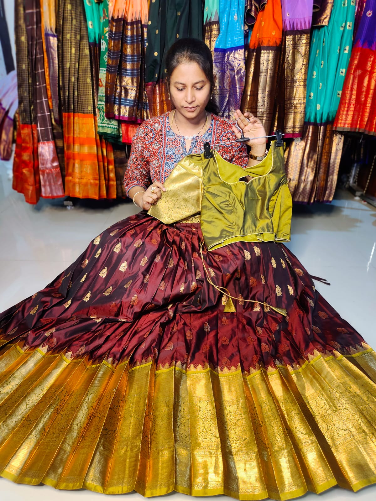 Gadwal sale lehangas