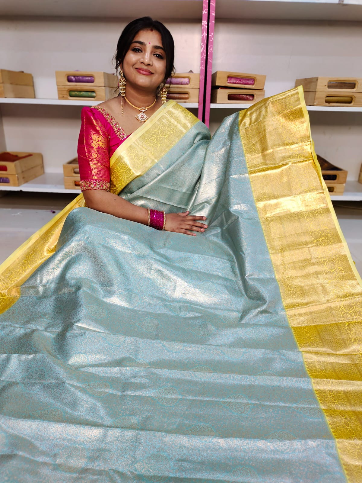 90% offer kanchi pattu collections