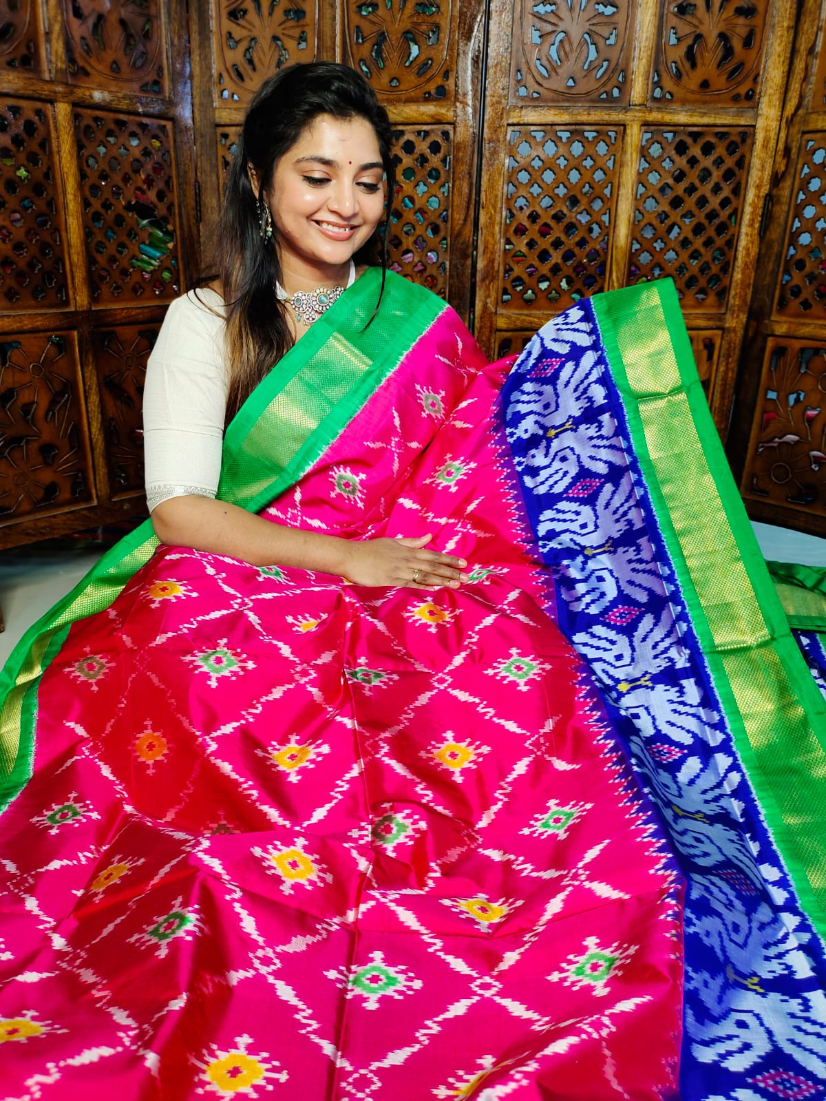 50% offer ikkat pattu sarees 
Silk mark certified