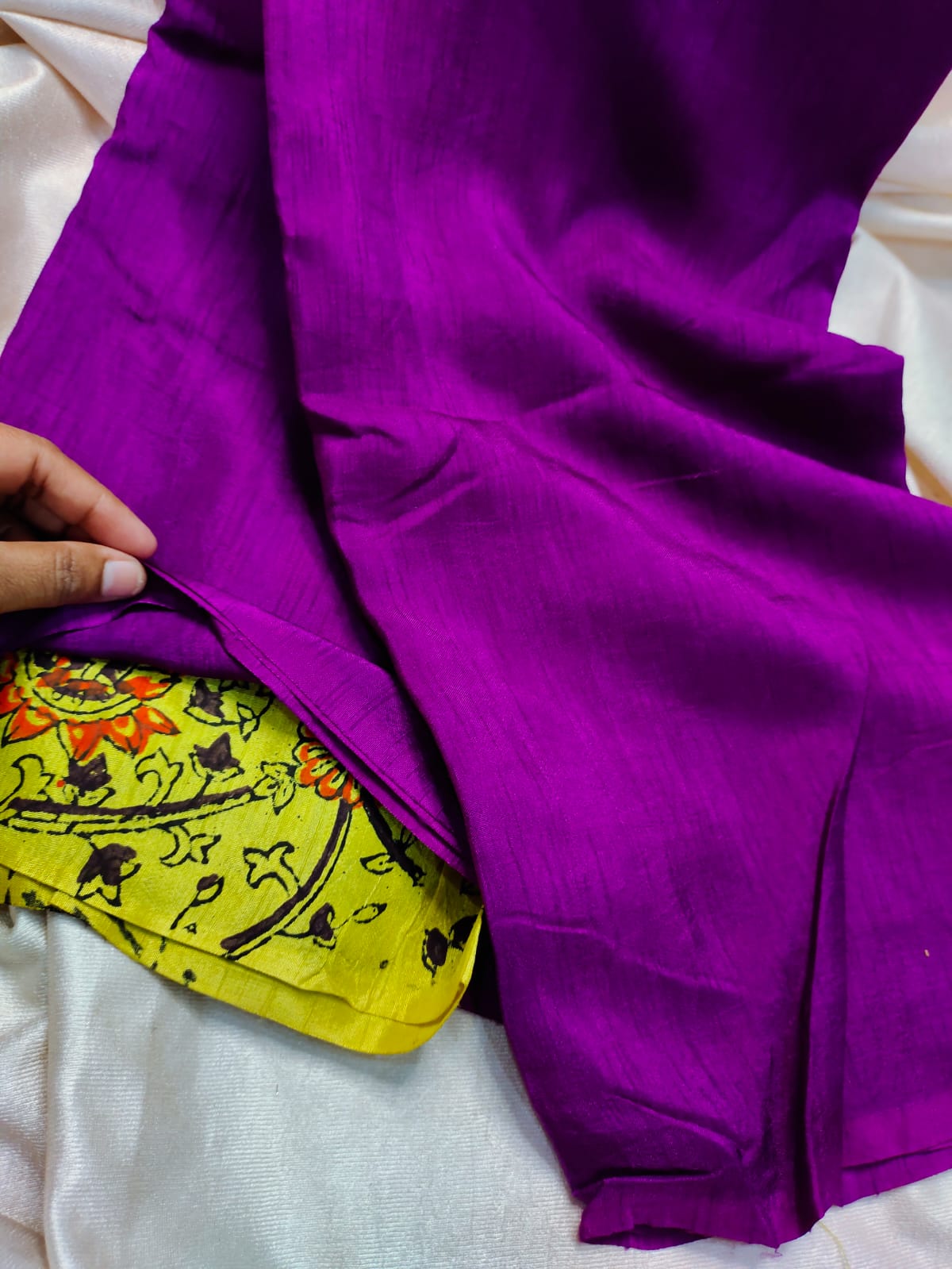 Sravanam sale