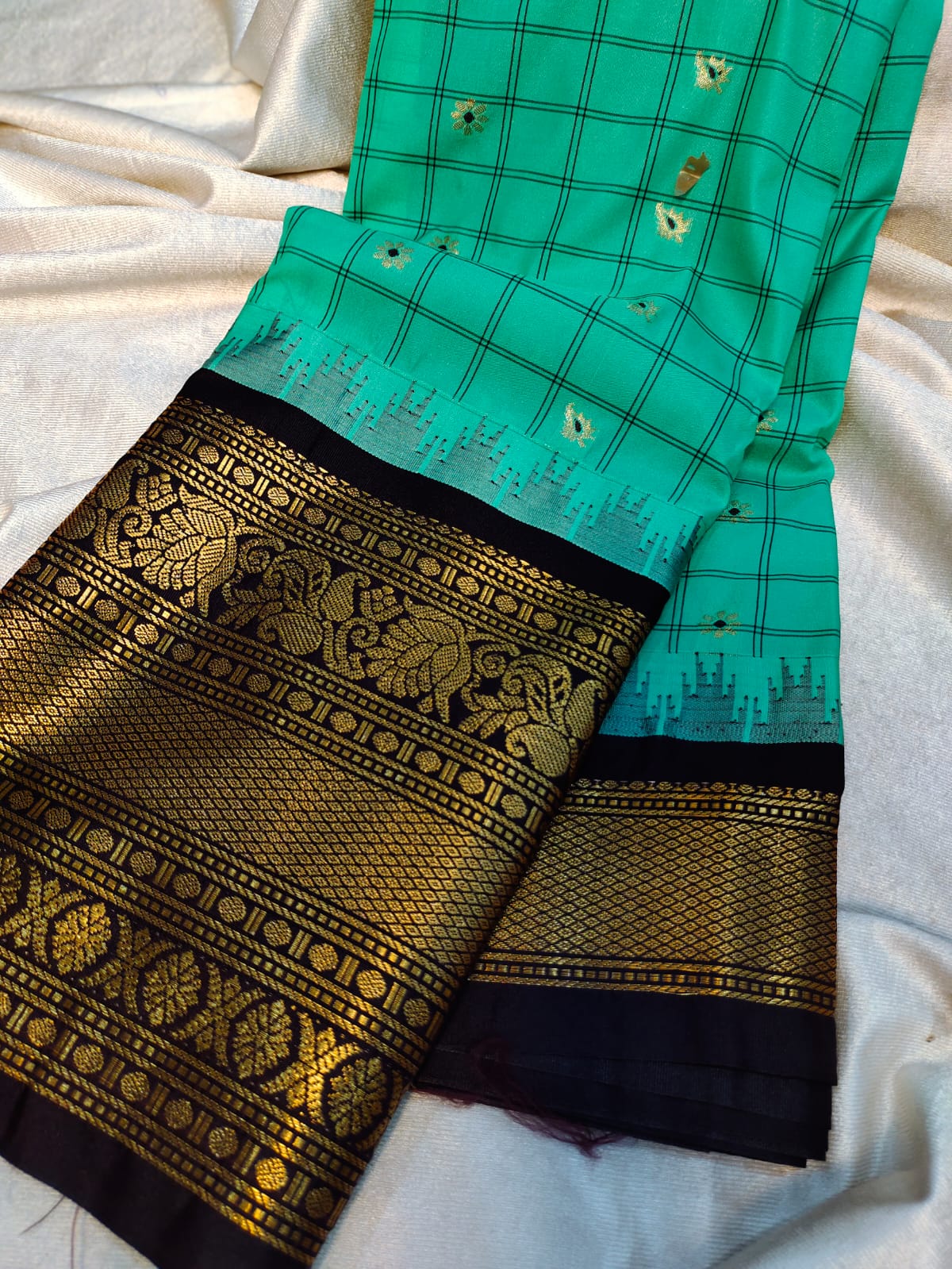 Sravanam gadwal sale
