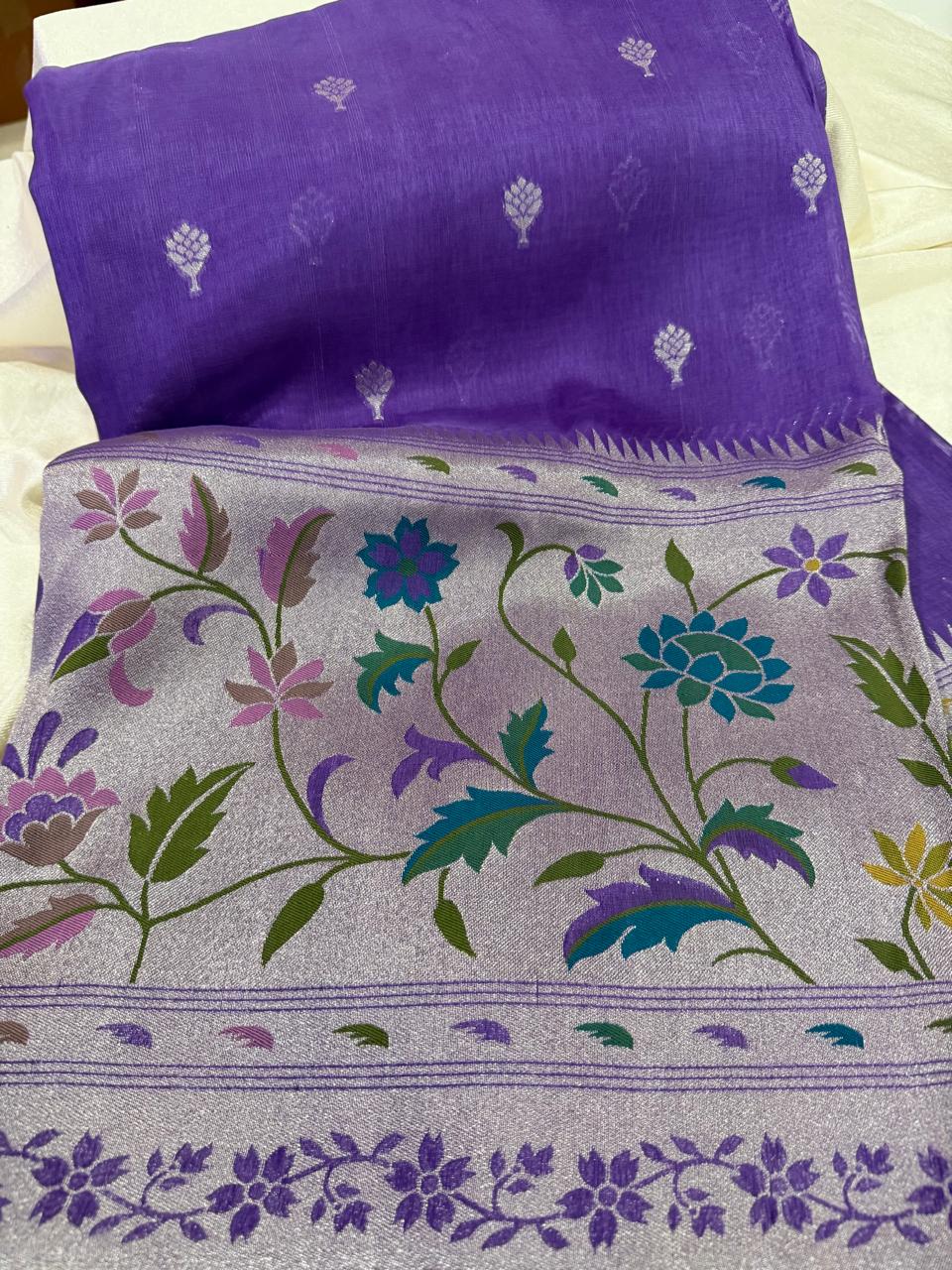 Paithani zute silk saree