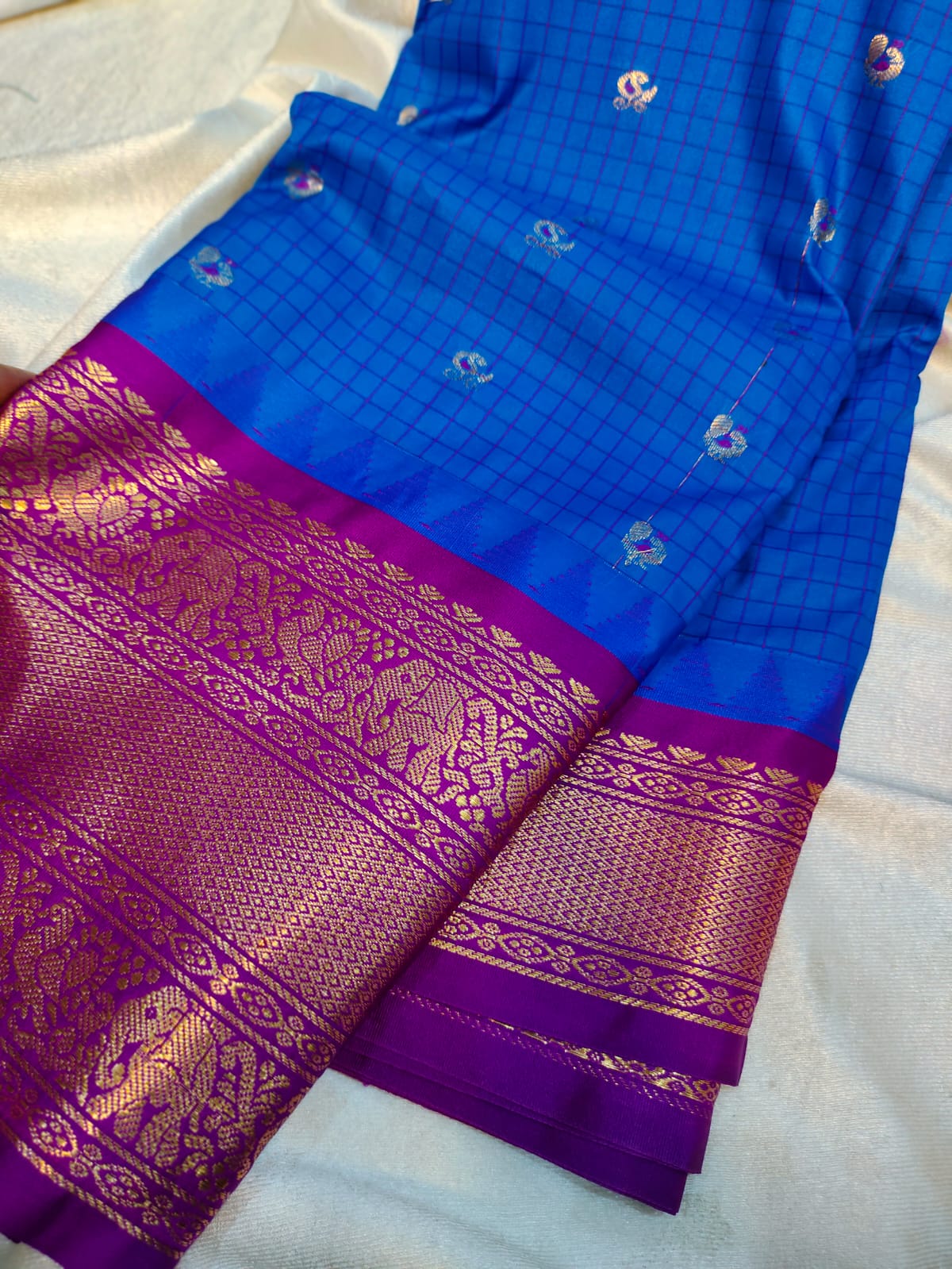 Sravanam gadwal sale