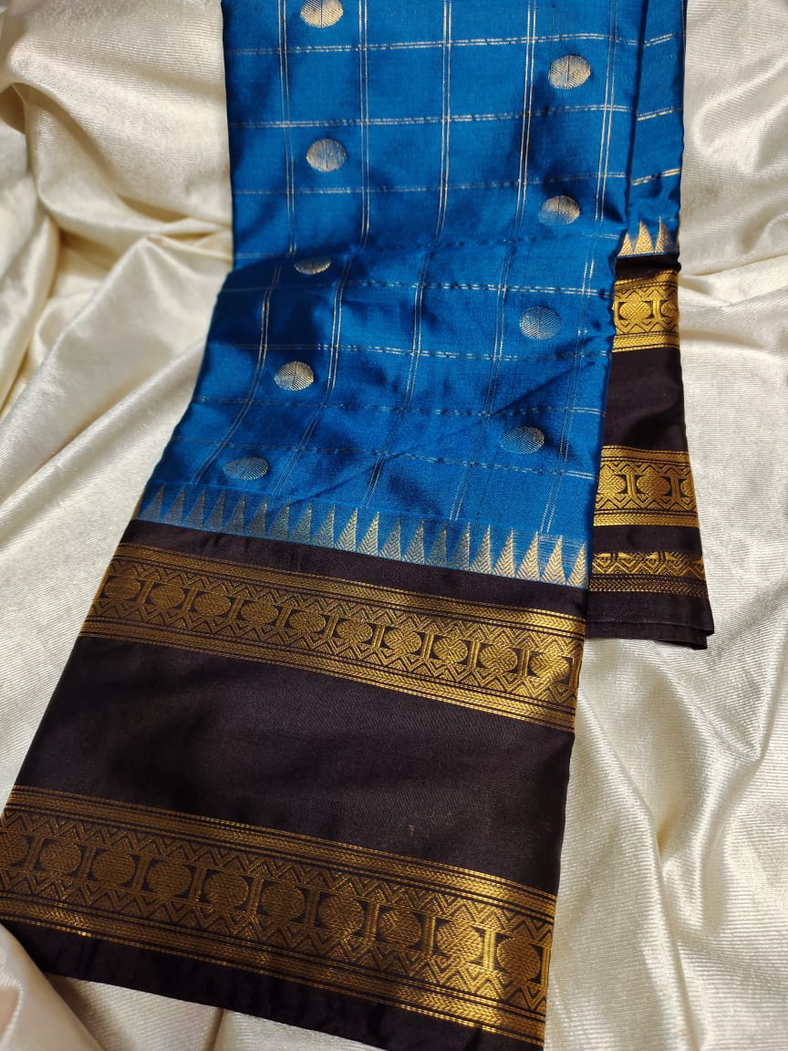 Vitange gadwal silk