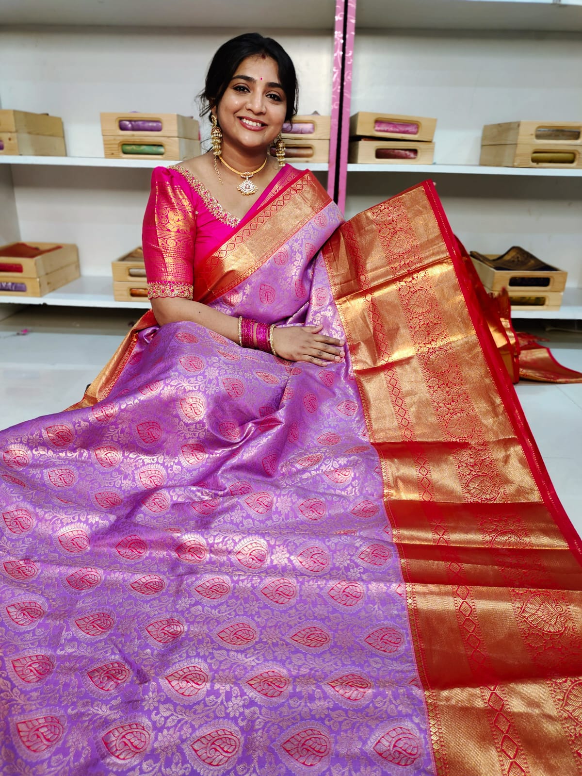 90% offer kanchi pattu collections