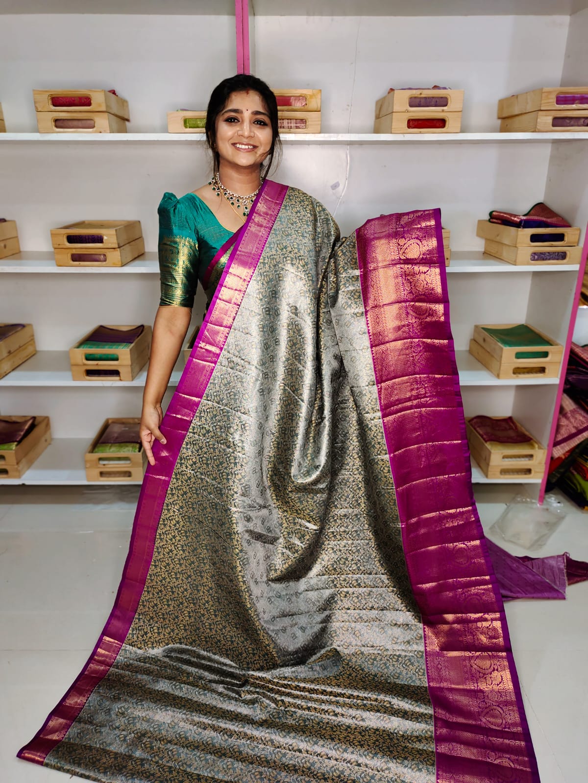90% offer kanchi pattu collection