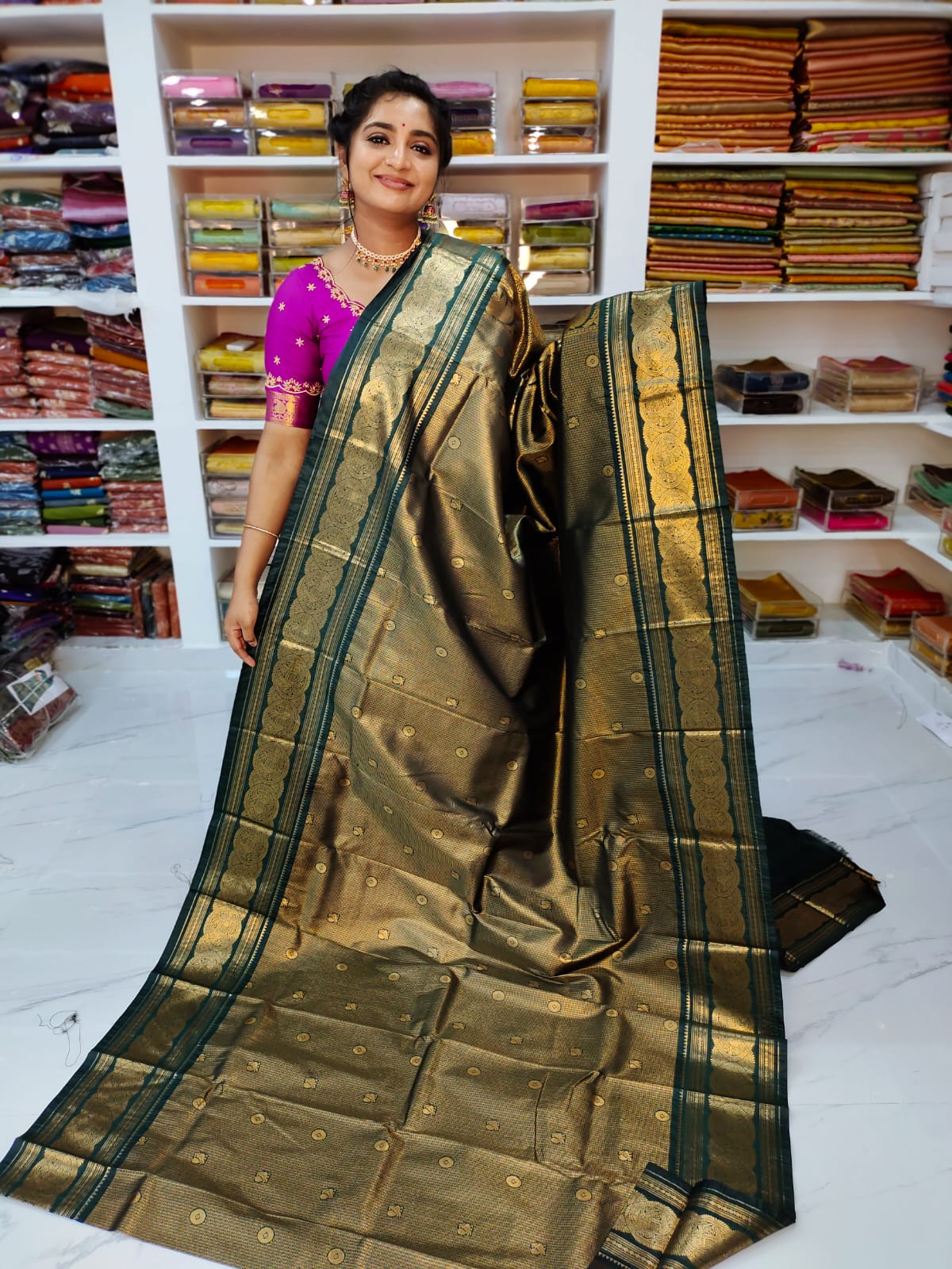 50% offer Valli gadwal