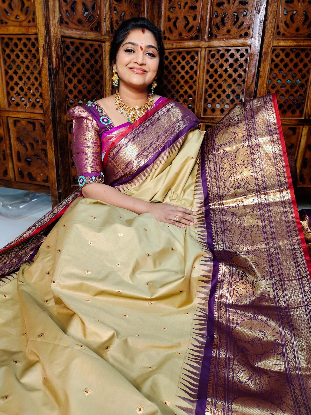 60% offer gadwal silk sarees