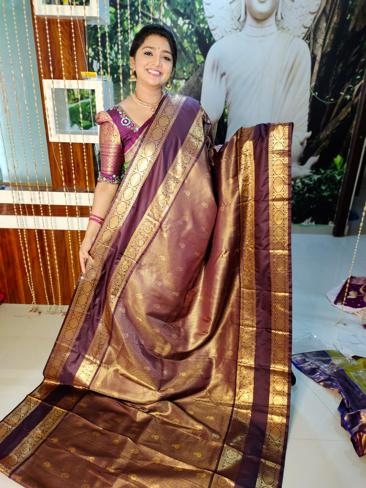 Valli gadwal 1day sale