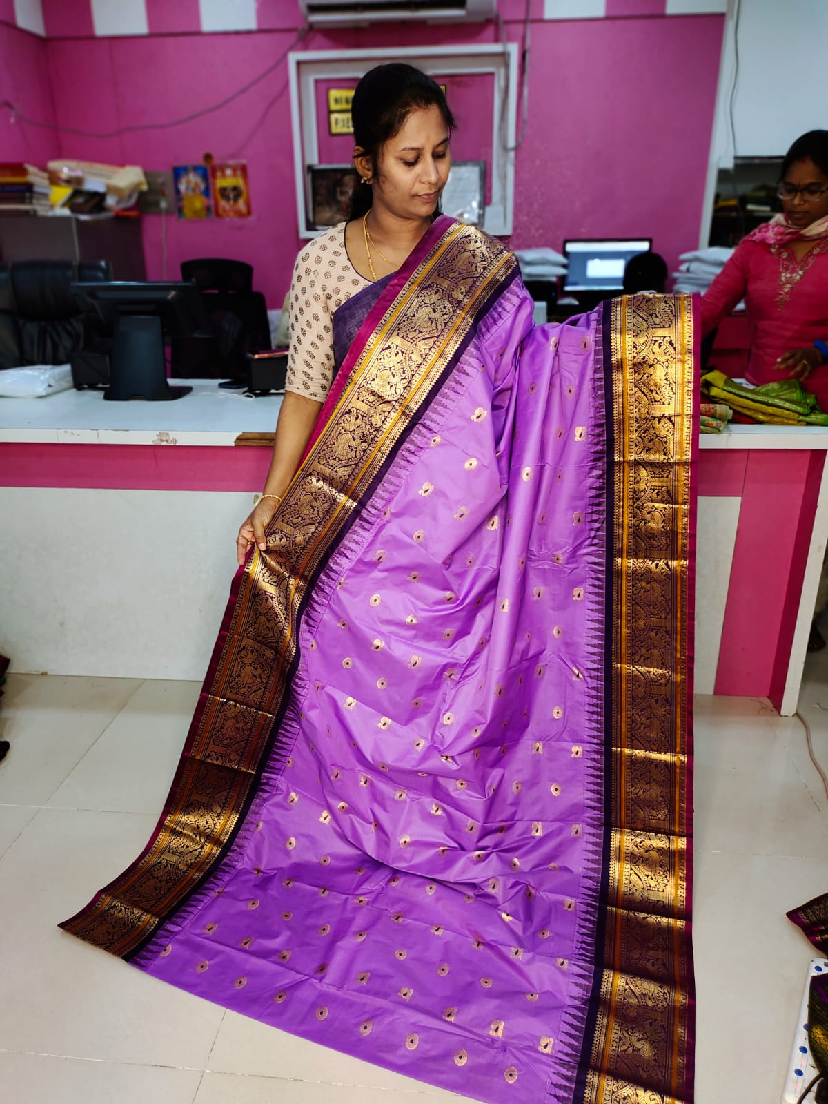 60% offer gadwal saree