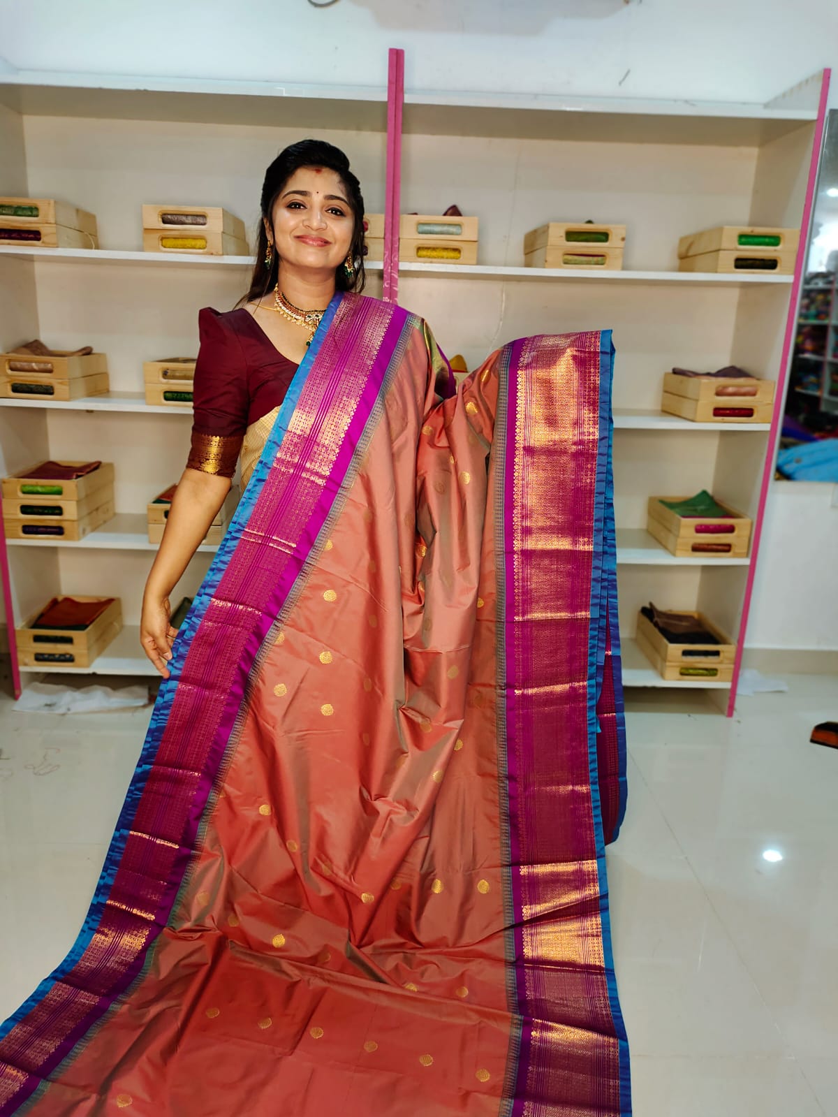 గద్వాల్ క్లియరెన్స్ సేల్